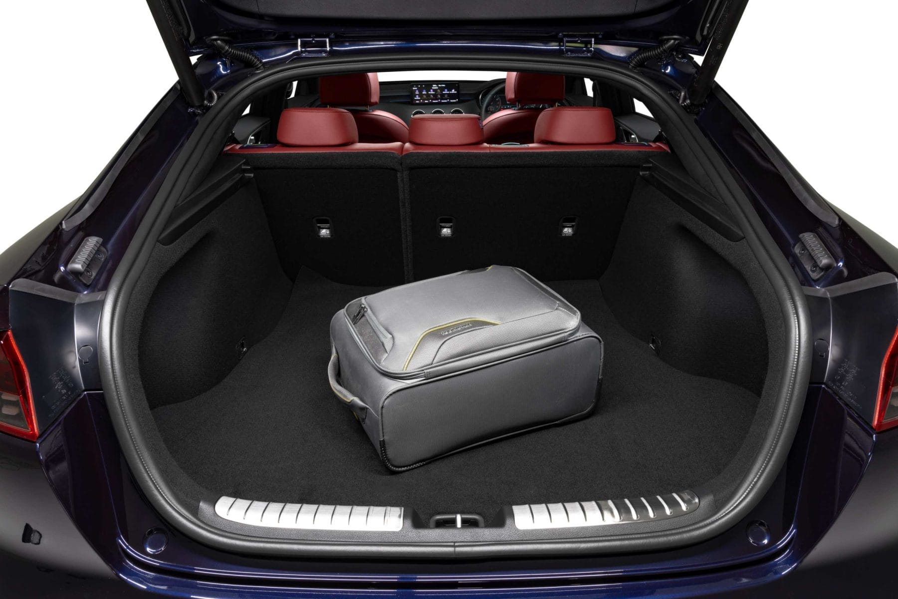 2021 Stinger PE GT-Line rear boot