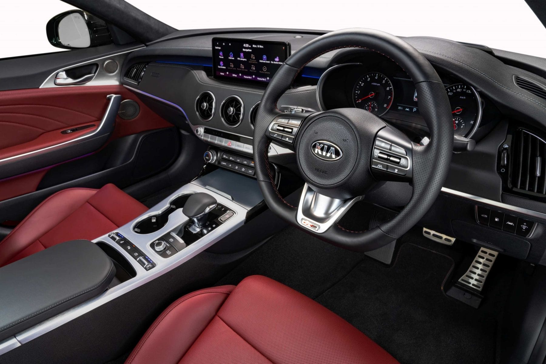 2021 Stinger PE GT-Line front interior