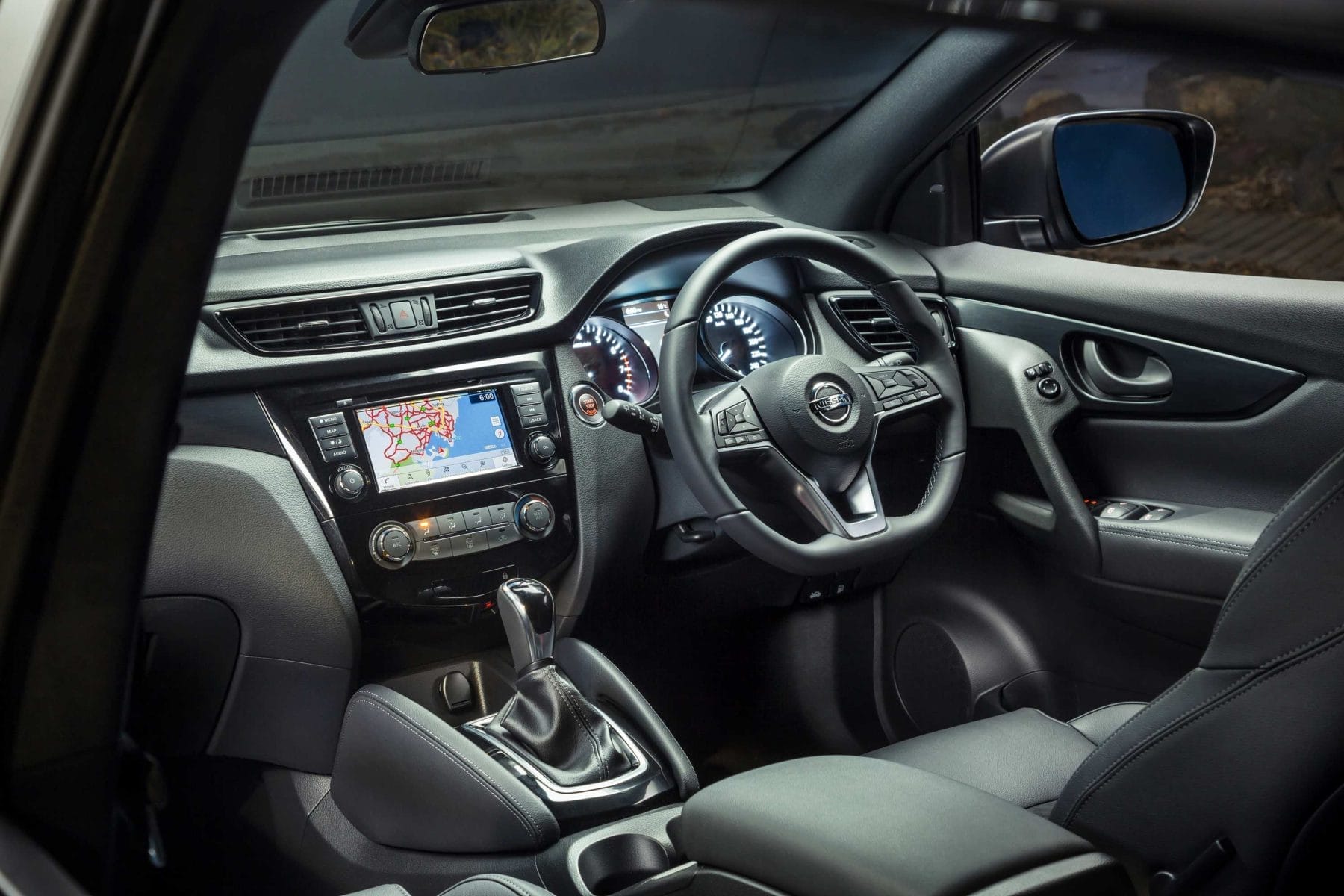 2021 Nissan QASHQAI Mifbight interior