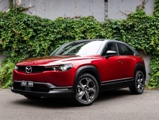 2021 MAZDA MX30 front qtr