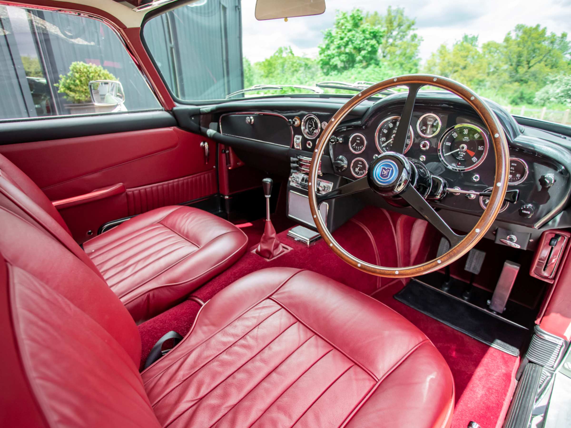 Aston Martin DB5 collection 4 Shooting brake