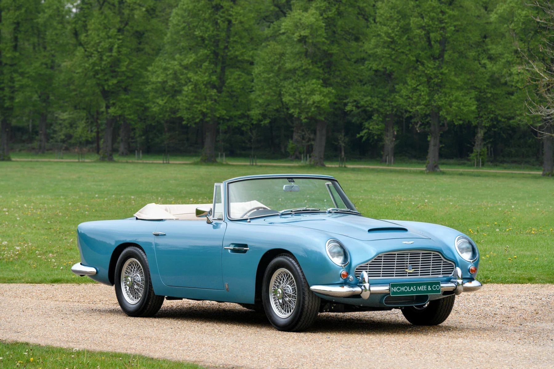 Aston Martin DB5 collection 8 Convertible Vantage