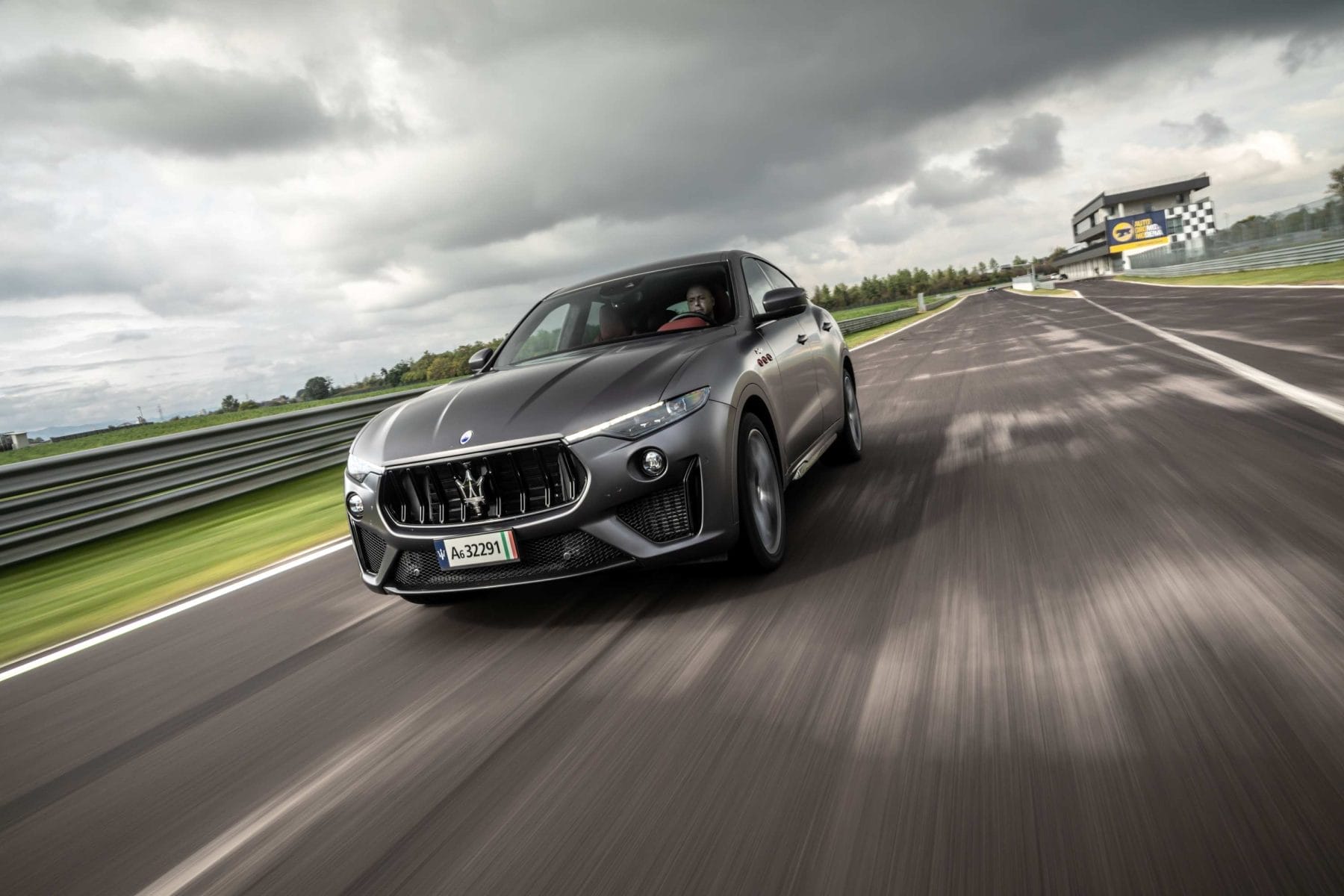 Maserati 2021 Levante_Trofeo_MY21(14)