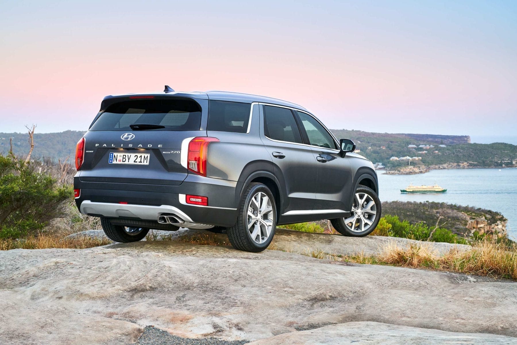 Hyundai Palisade Highlander rear qtr