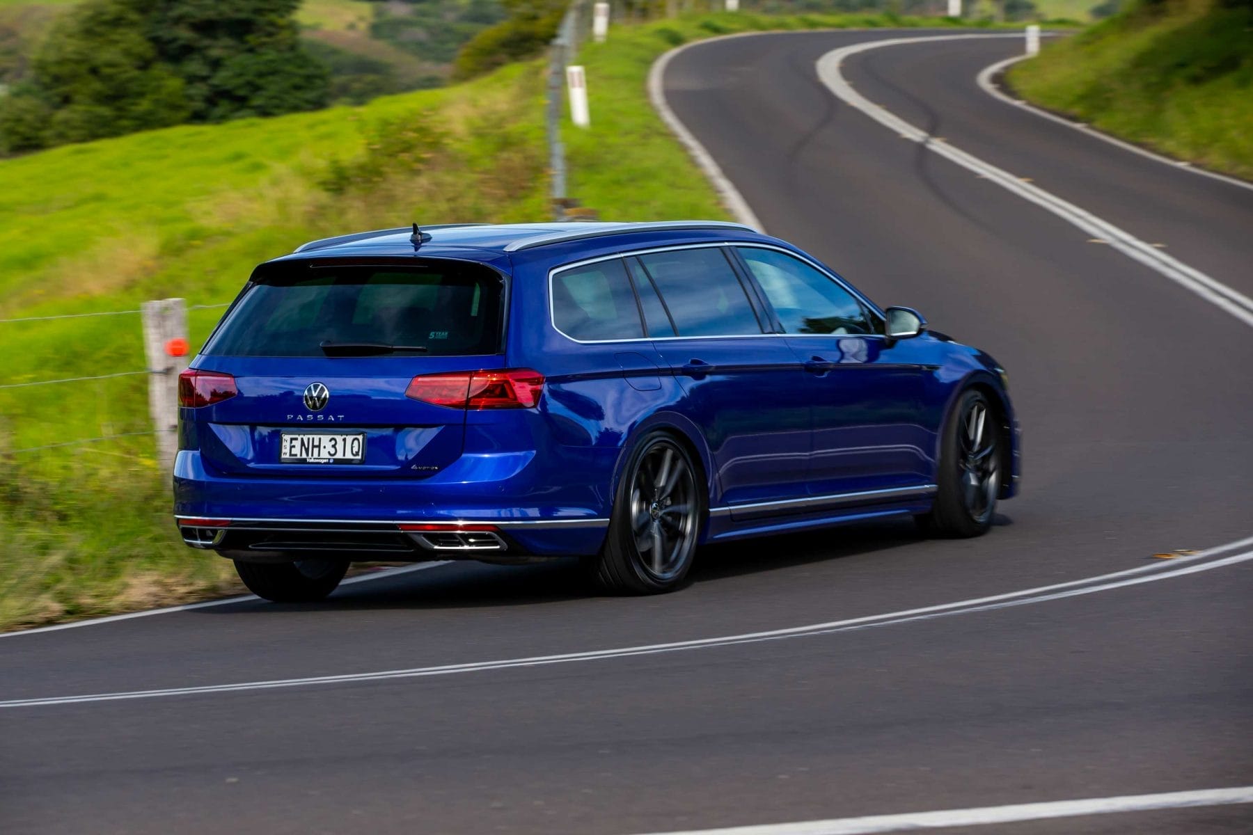 2021 Volkswagen Passat 206TSI R-Line