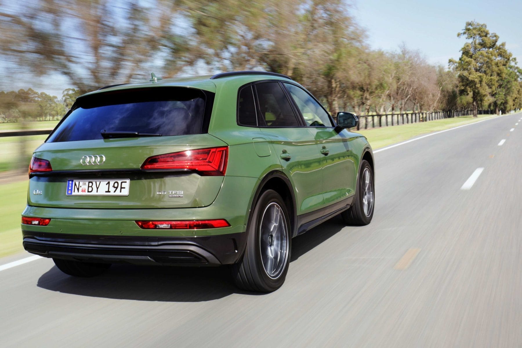 Audi Q5 2021 rear Audi Q5 2021