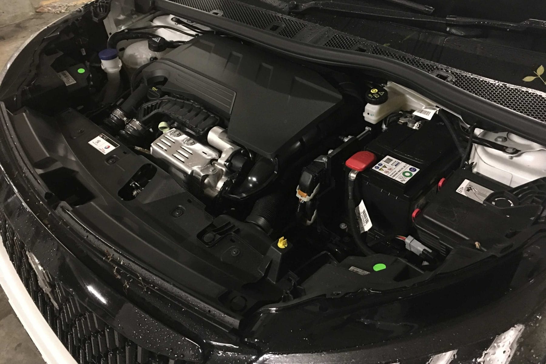 2021 Peugeot 2008 GT Sport engine