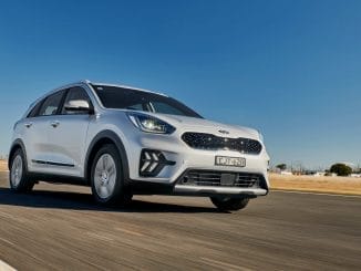 Kia Niro PHEV Sport driving