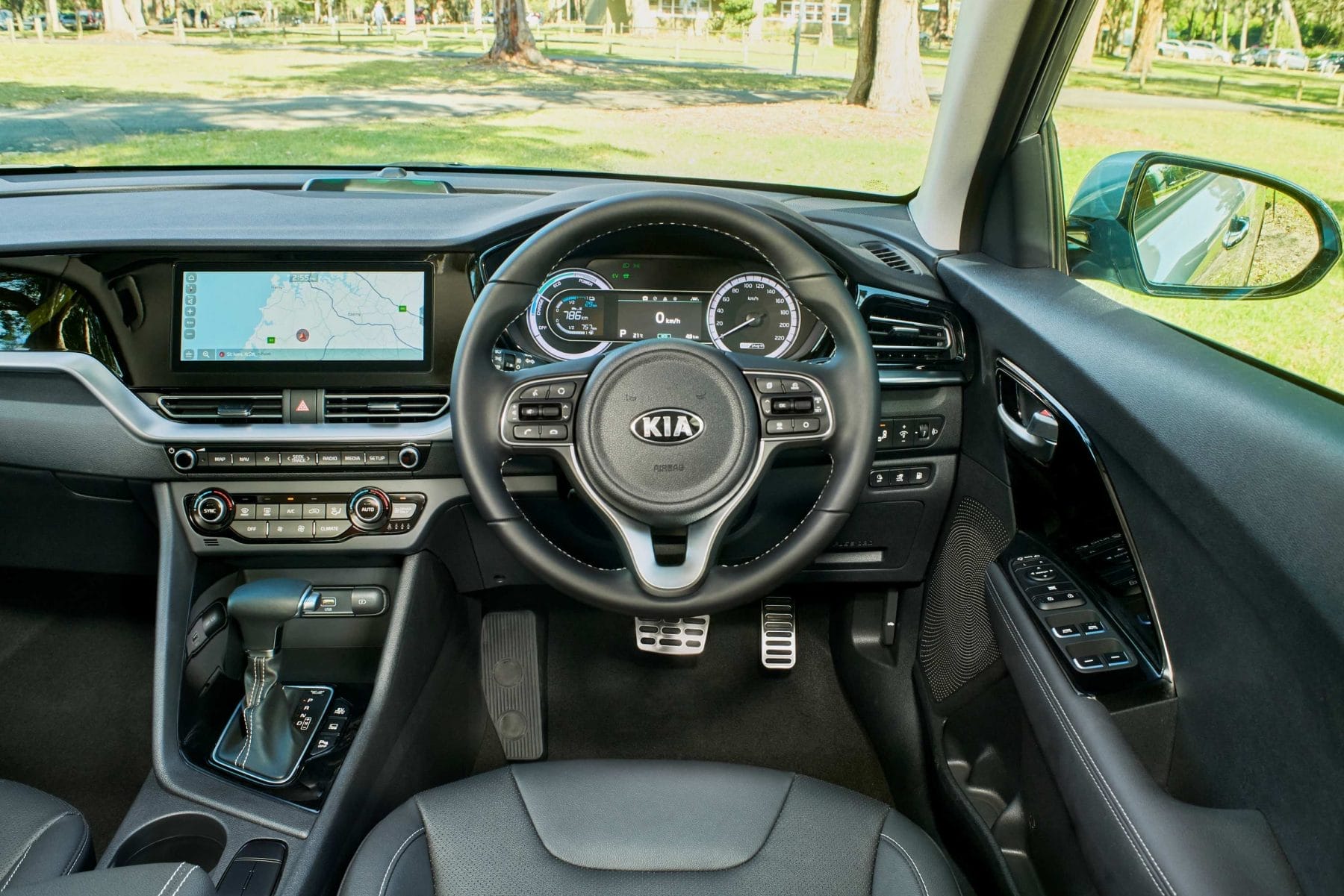 Kia Niro PHEV Sport interior
