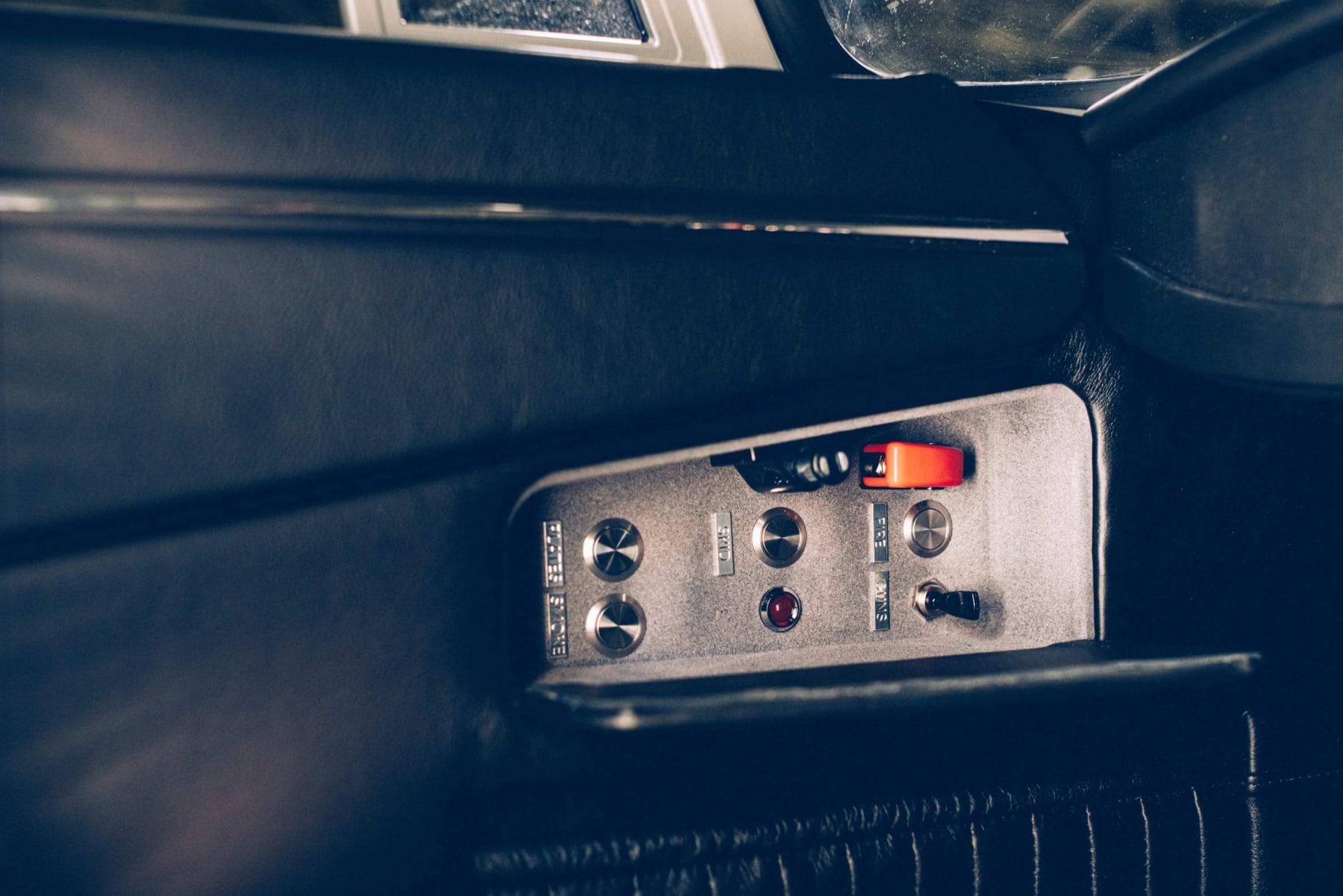 Aston Martin DB5 007 TLCC 1