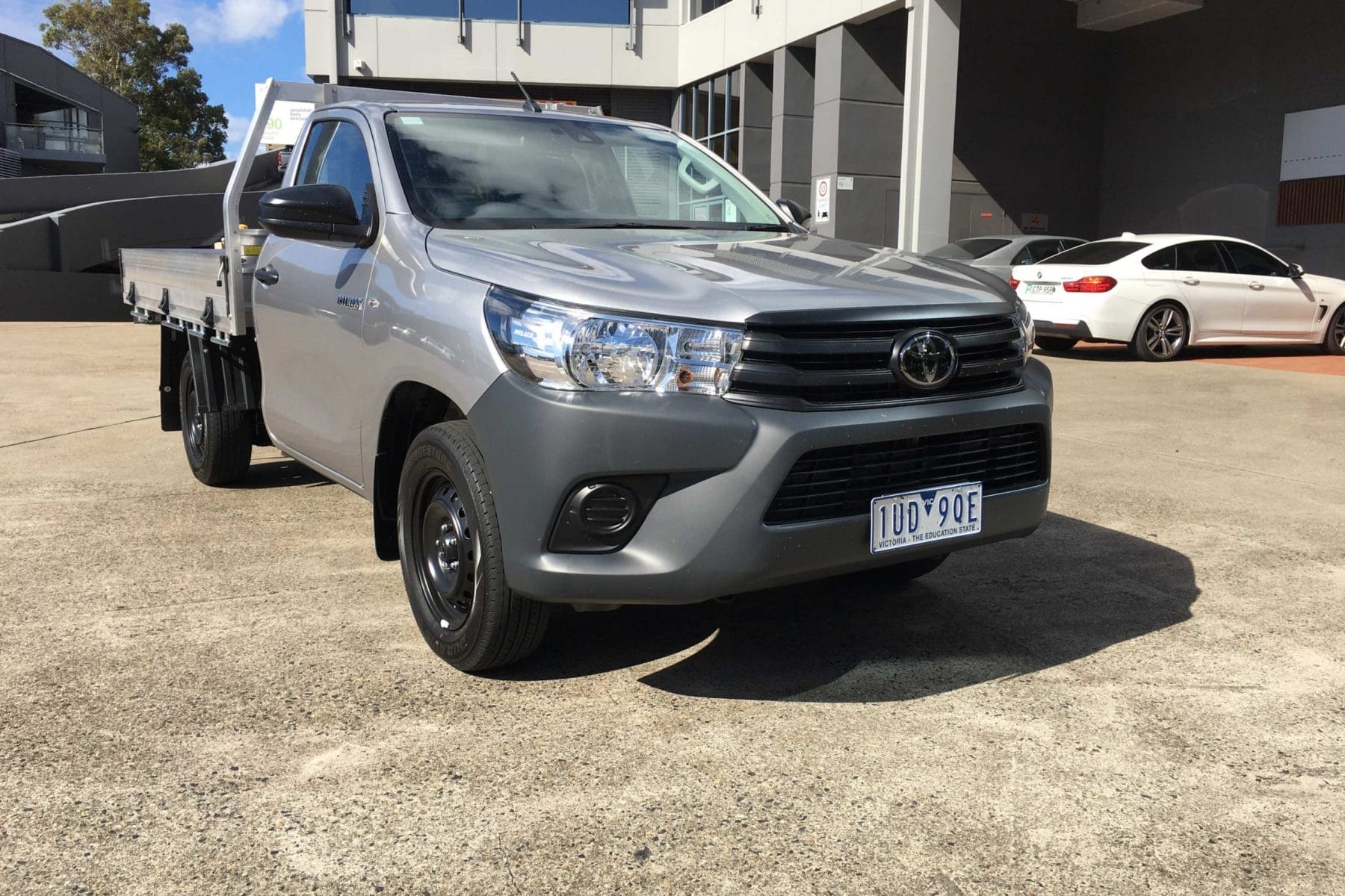 Toyota HiLux 2WD Workmate front grill