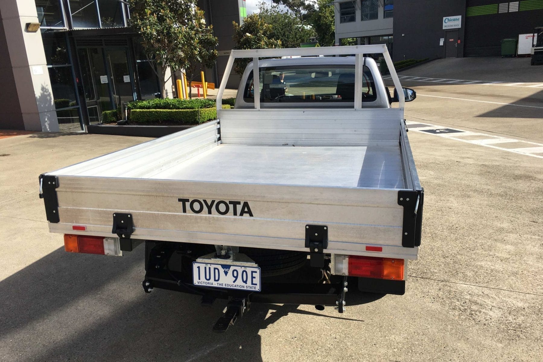 Toyota HiLux 2WD Workmate