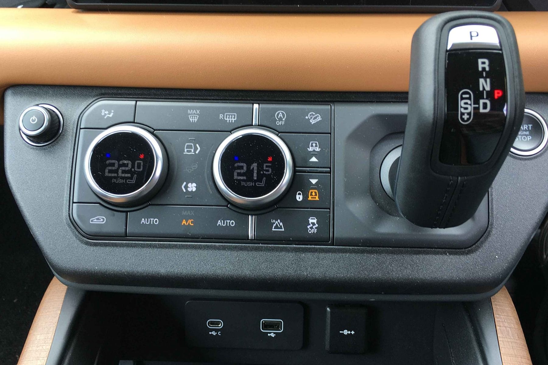 Land Rover Defender X P400 interior dash