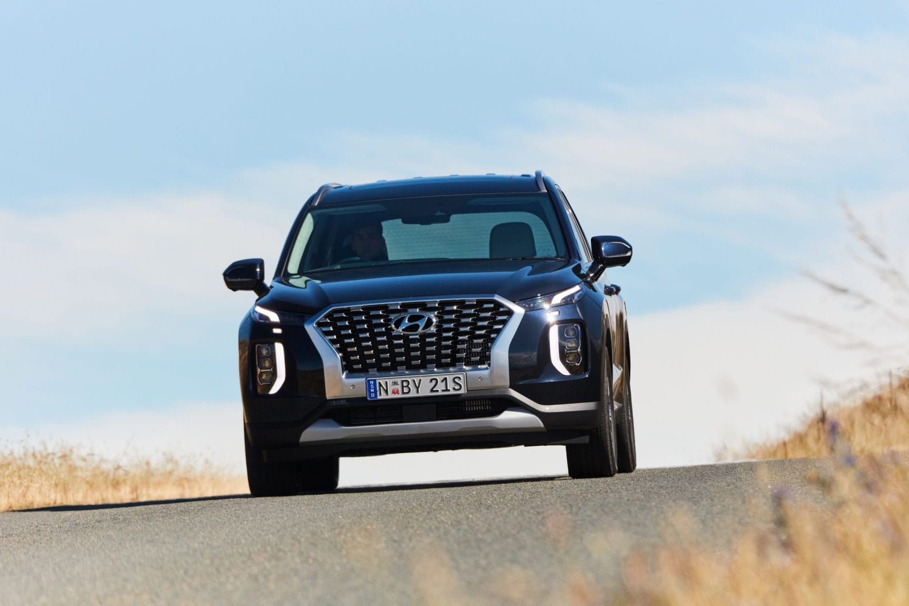 Hyundai Palisade front Highlander 