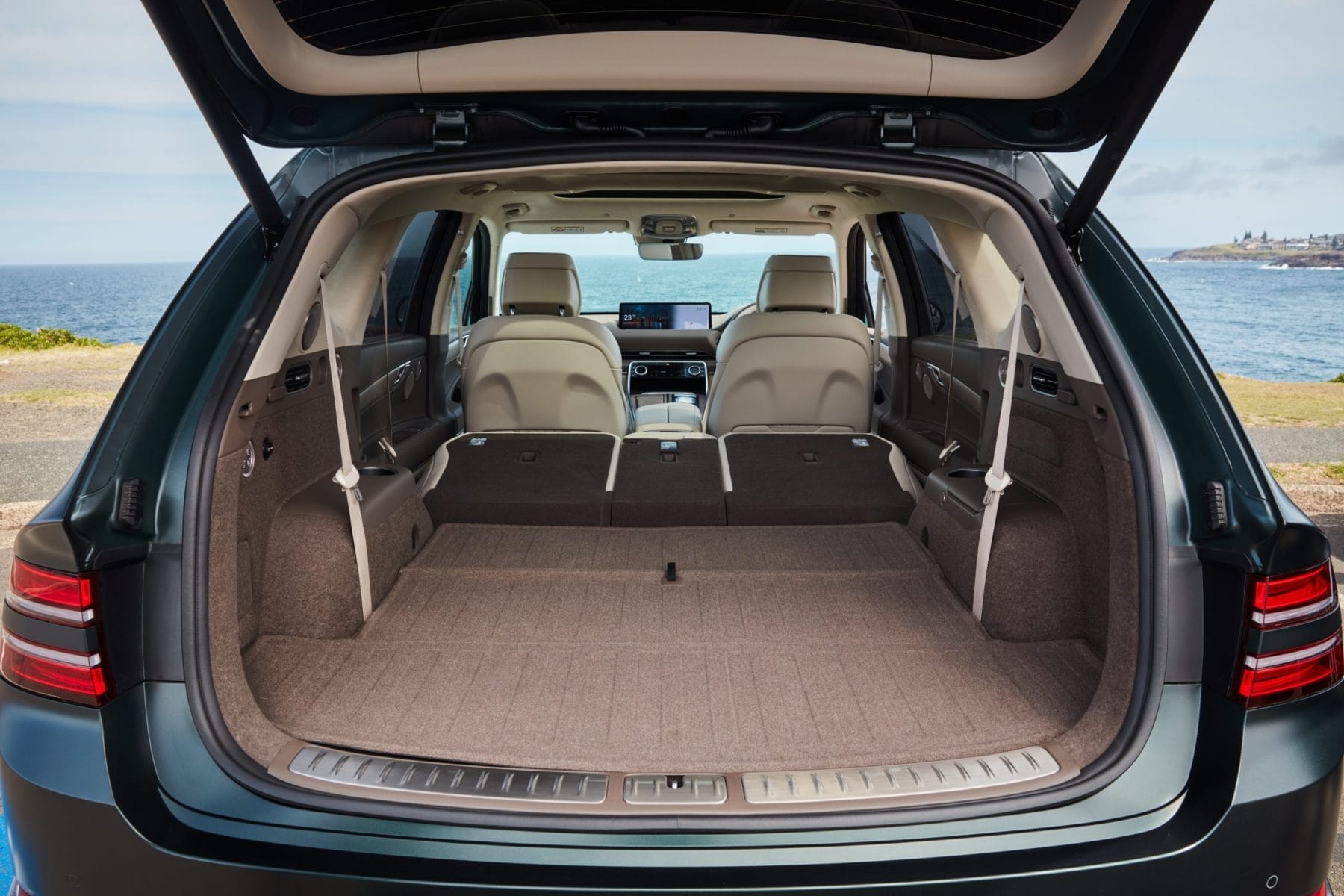 Genesis GV80 Luxury pack interior boot