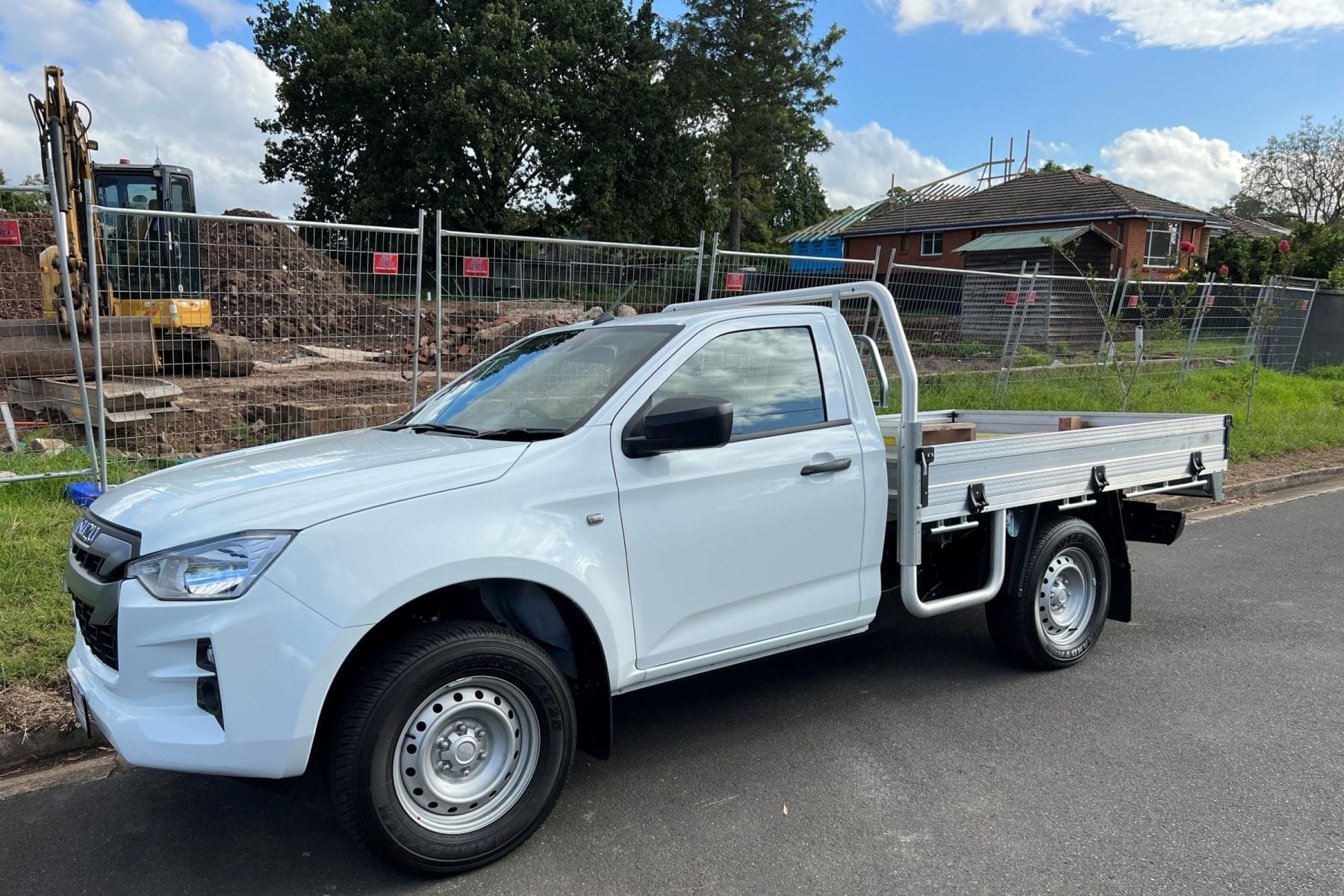 Isuzu D-MAX 4x2 SX Single Cab Chassis 2022 profile