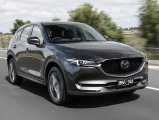 Mazda CX-5 Akera Turbo 2022 front qtr