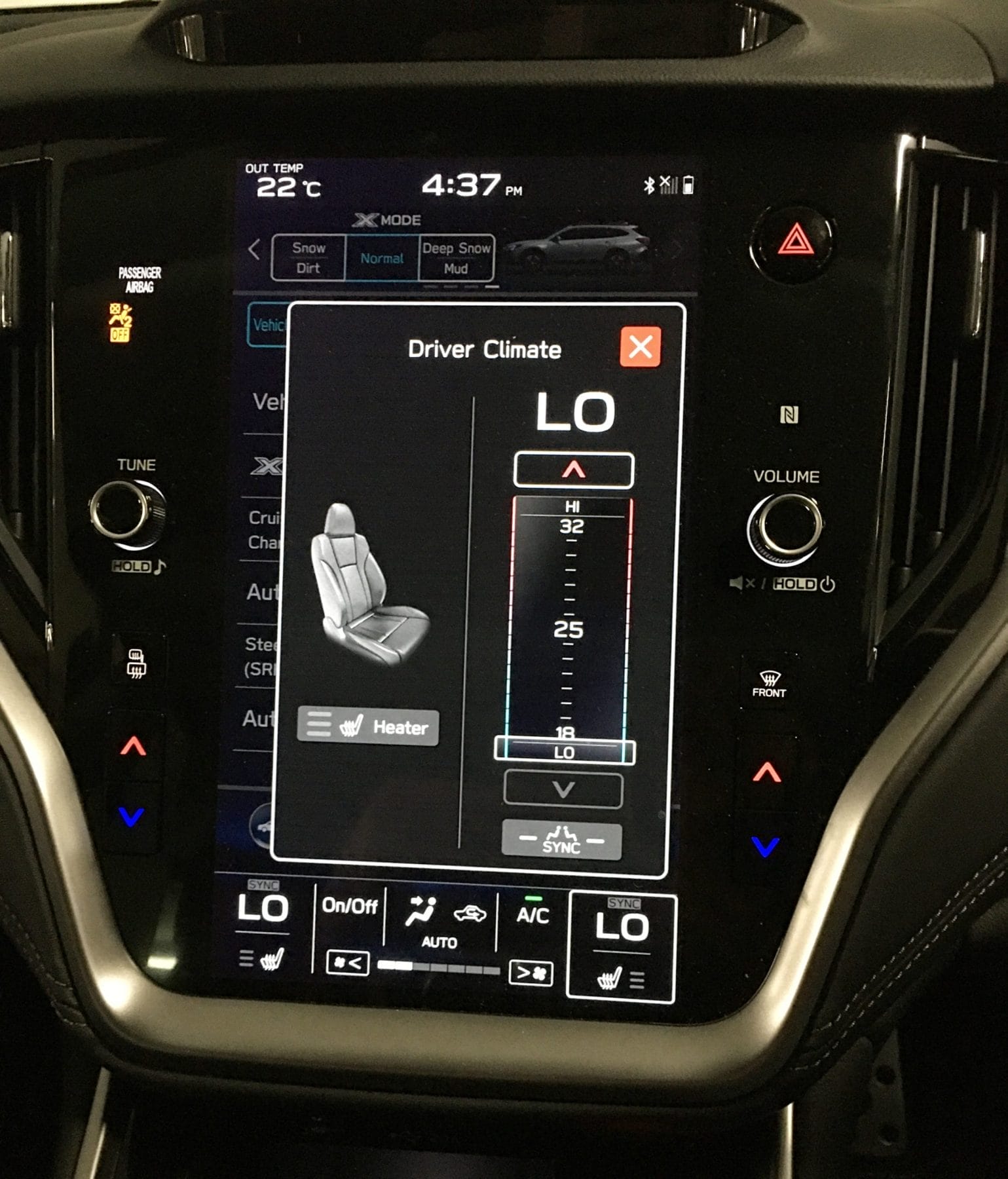 Subaru Outback 2.5i Touting 2022 central infotainment screen 4