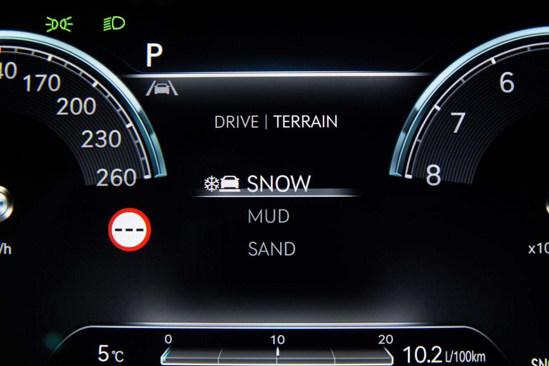 Genesis GV70 3.5T Sport Luxury AWD drive mode