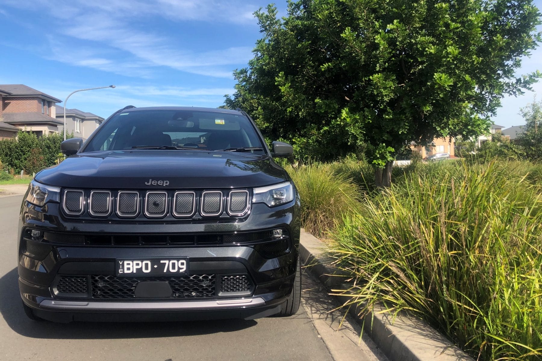 2022 Jeep Compass Limited front
