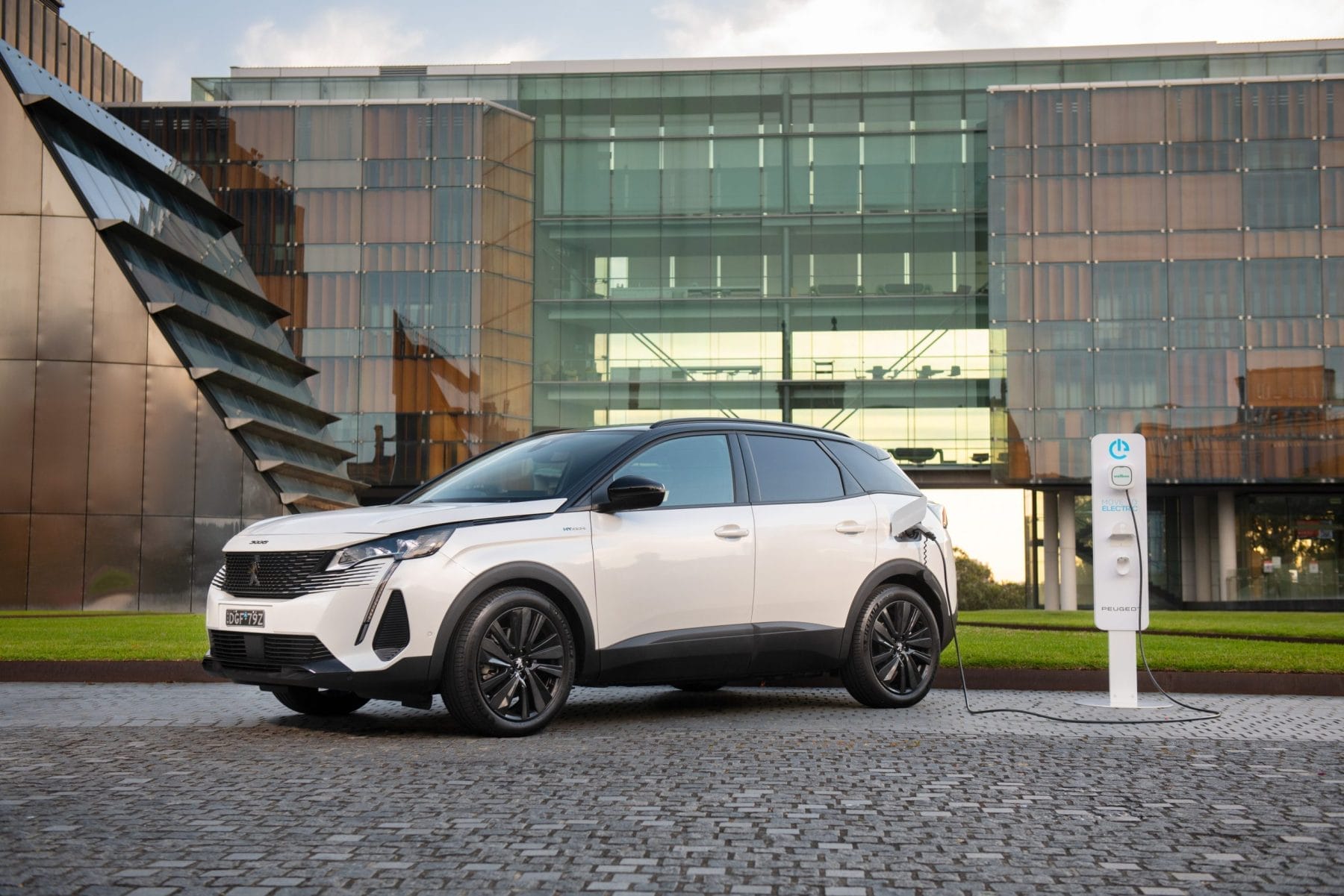 2022 Peugeot 3008 GT Sport Plug-in Hybrid AWD