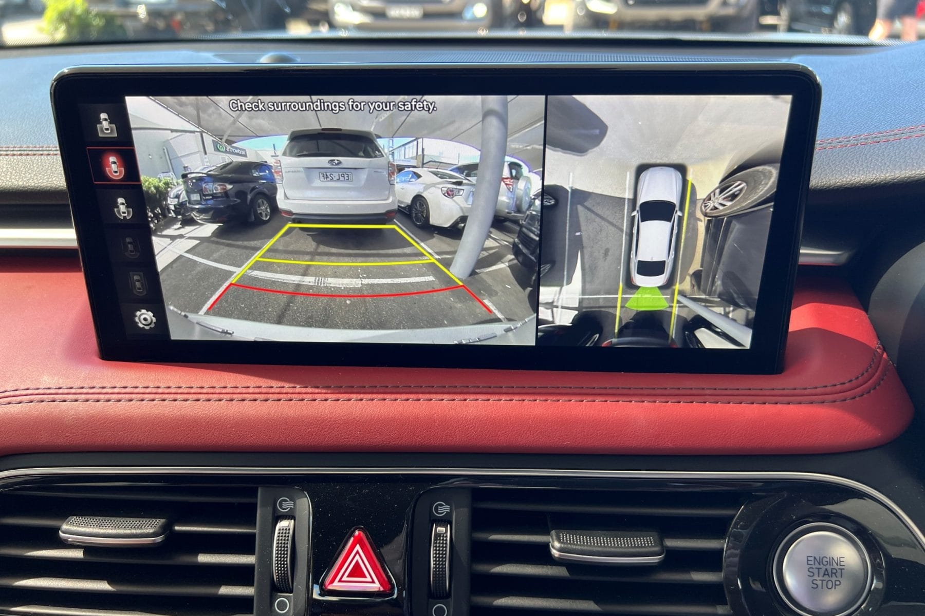 Genesis 2022 G70 3.3T Sport Luxury Reverse camera