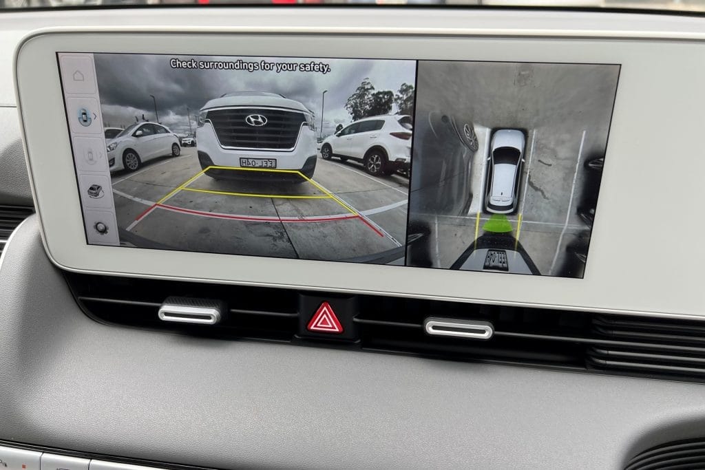 Hyundai Palisade Highlander 2022 reverse camera