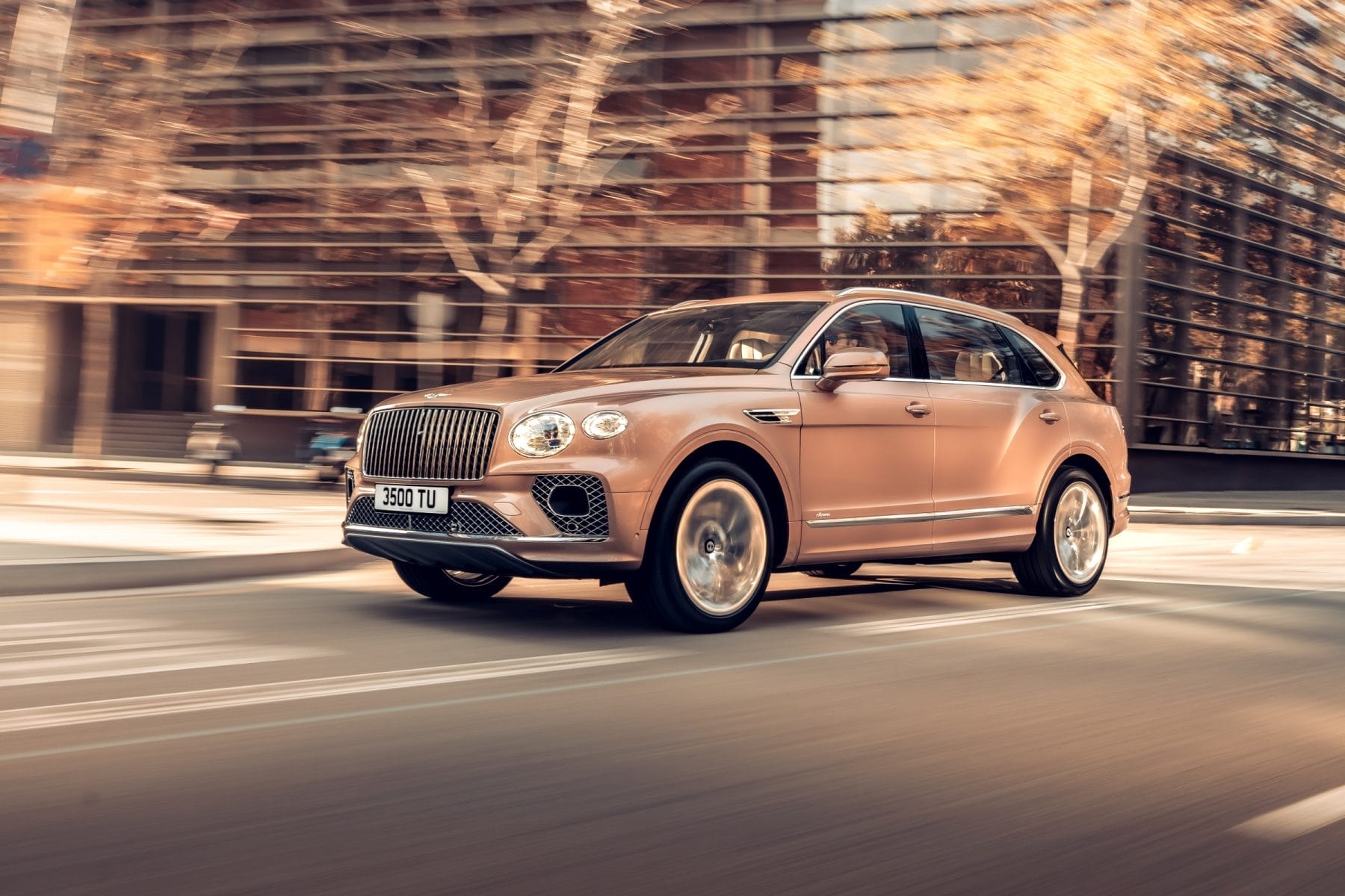 Bentley Bentayga EWB driving