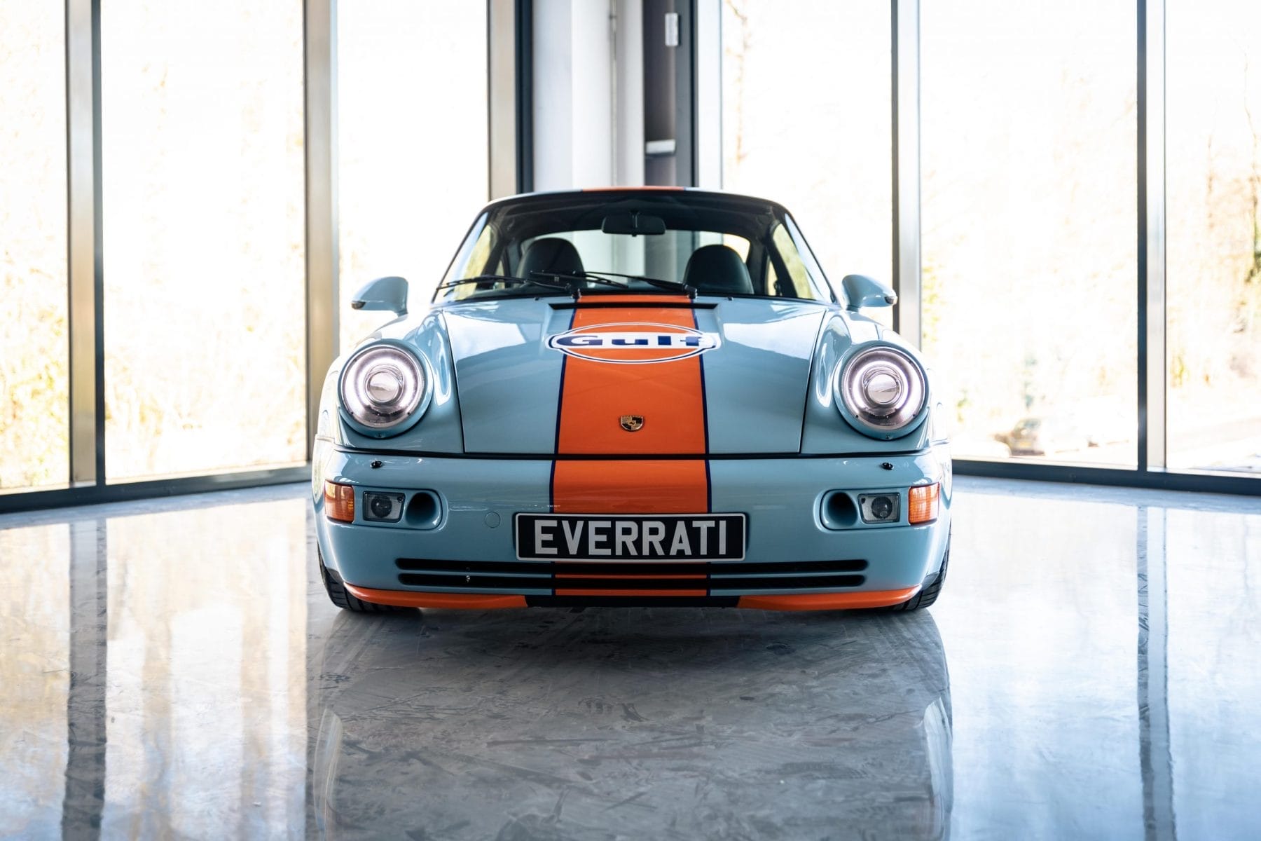 Everrati - Porsche 911 (964) Gulf Signature Edition 2