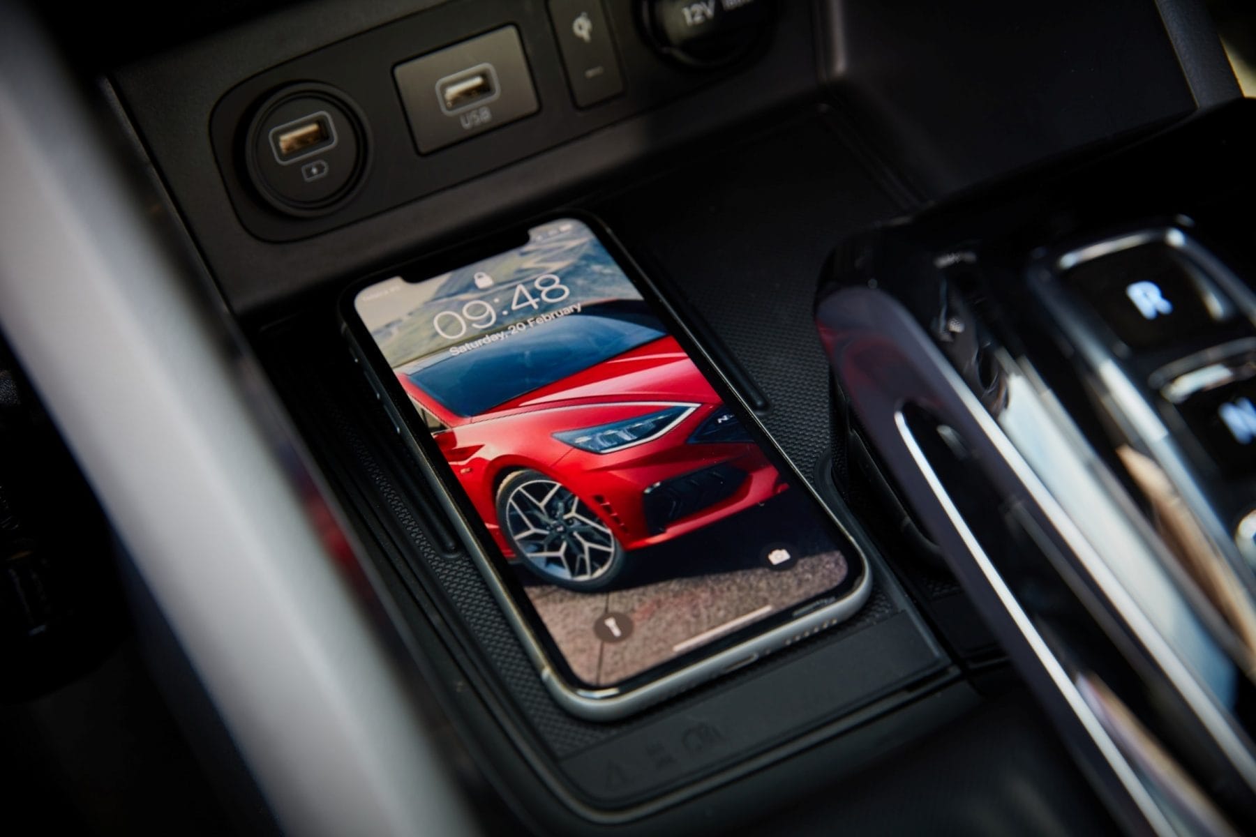 Hyundai Sonata i30 N Line wireless charger