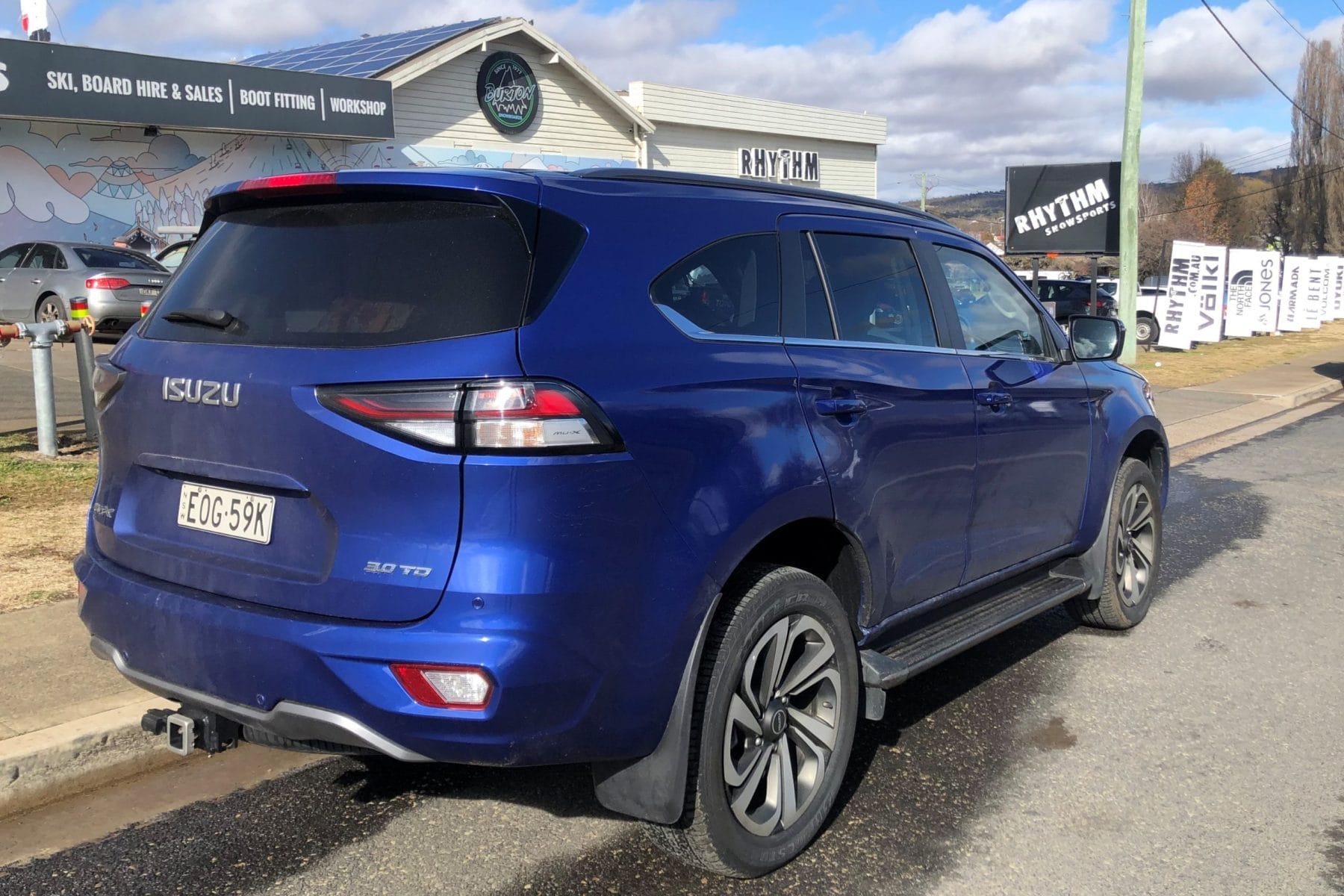 Isuzu MU X LS T in thredbo snow 2
