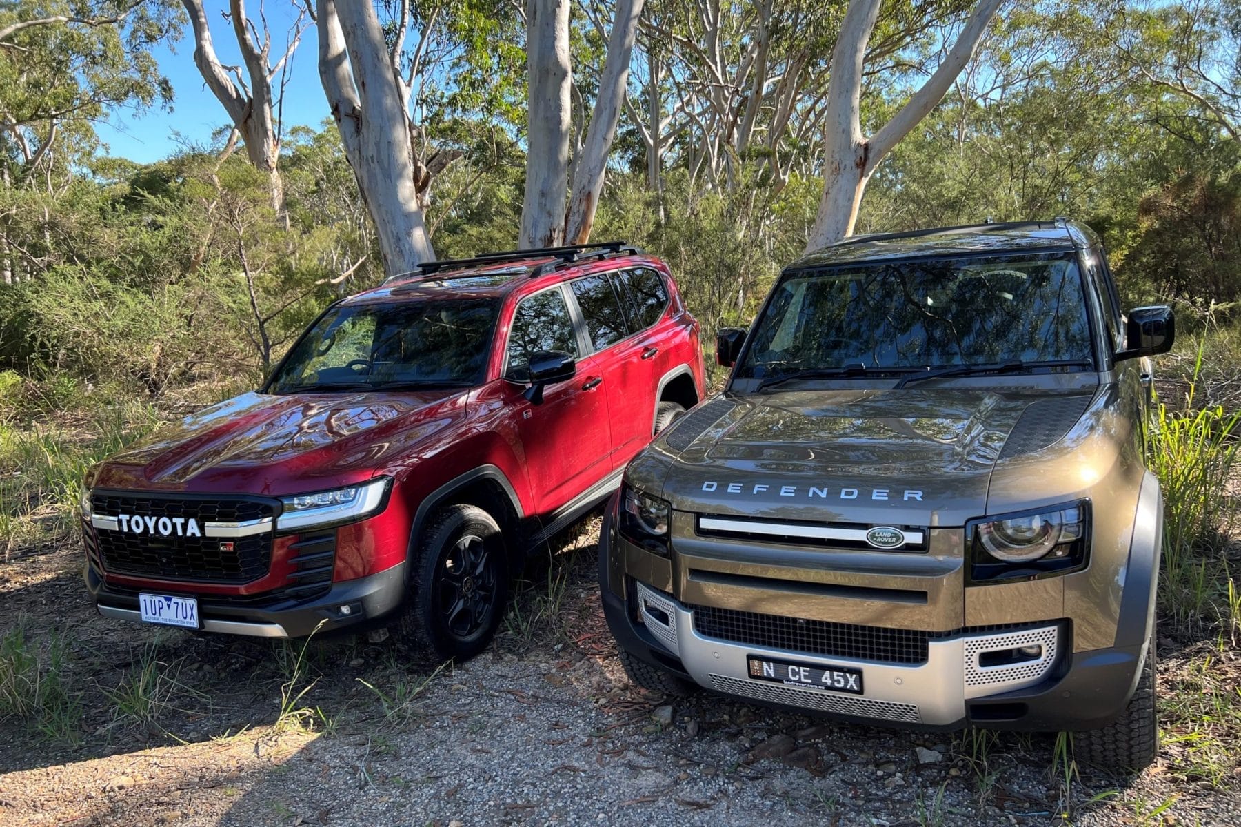 LandCruiser GR Sport vs Defender D300 SE front 2