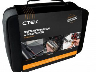 MXS_5.0_NA_Bundle_Bag__with_Sleeve__front