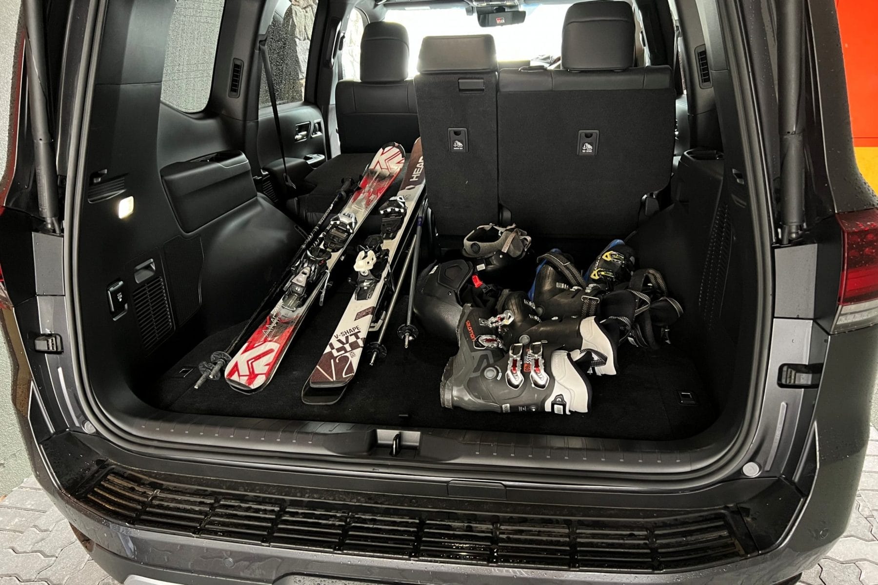 Skis in boot GR Sport