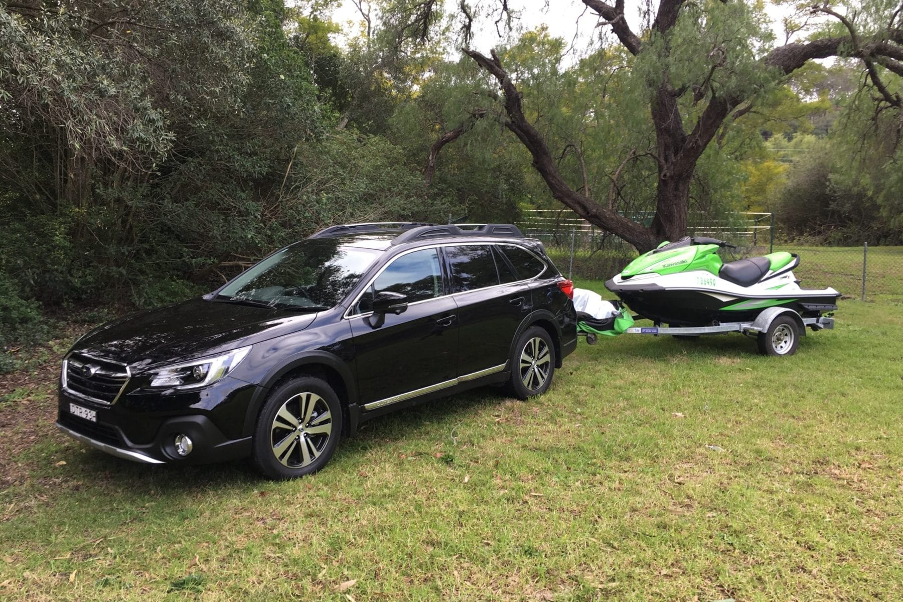2018 COTY Outback 3.6 R side towing