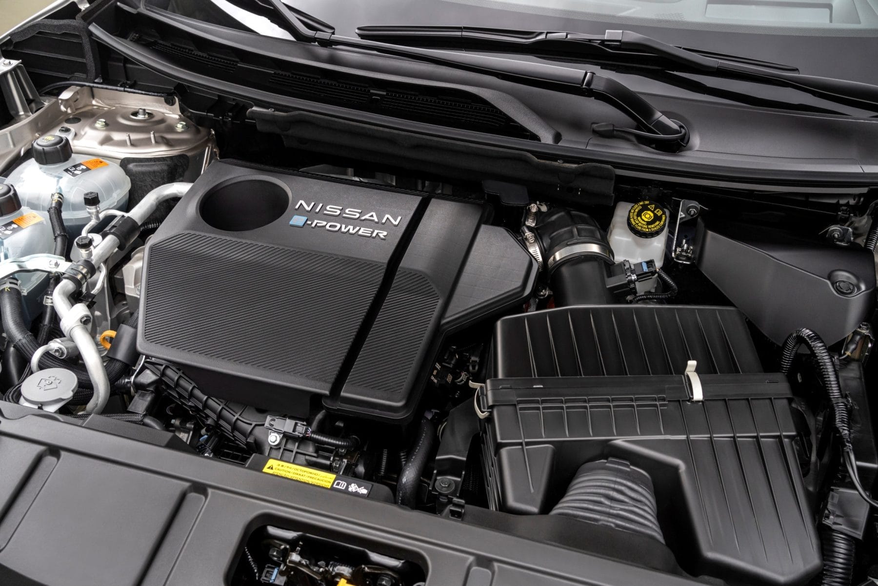 2023 Nissan_Xtrail_e-4ORCE engine