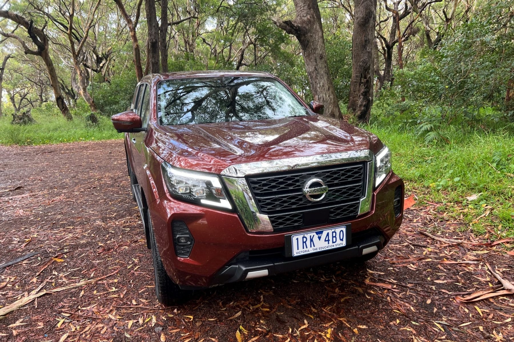 Nissan Navara 2022 ST-X 4WD Ute front grill