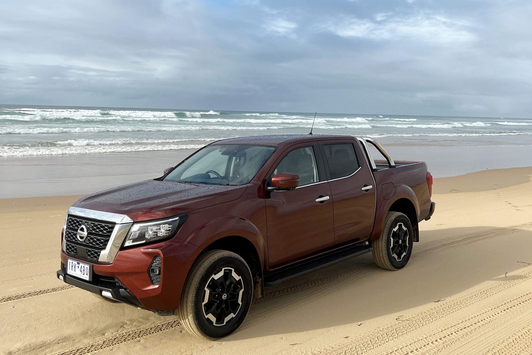 Nissan Navara 2022 ST-X 4WD Ute front qtr