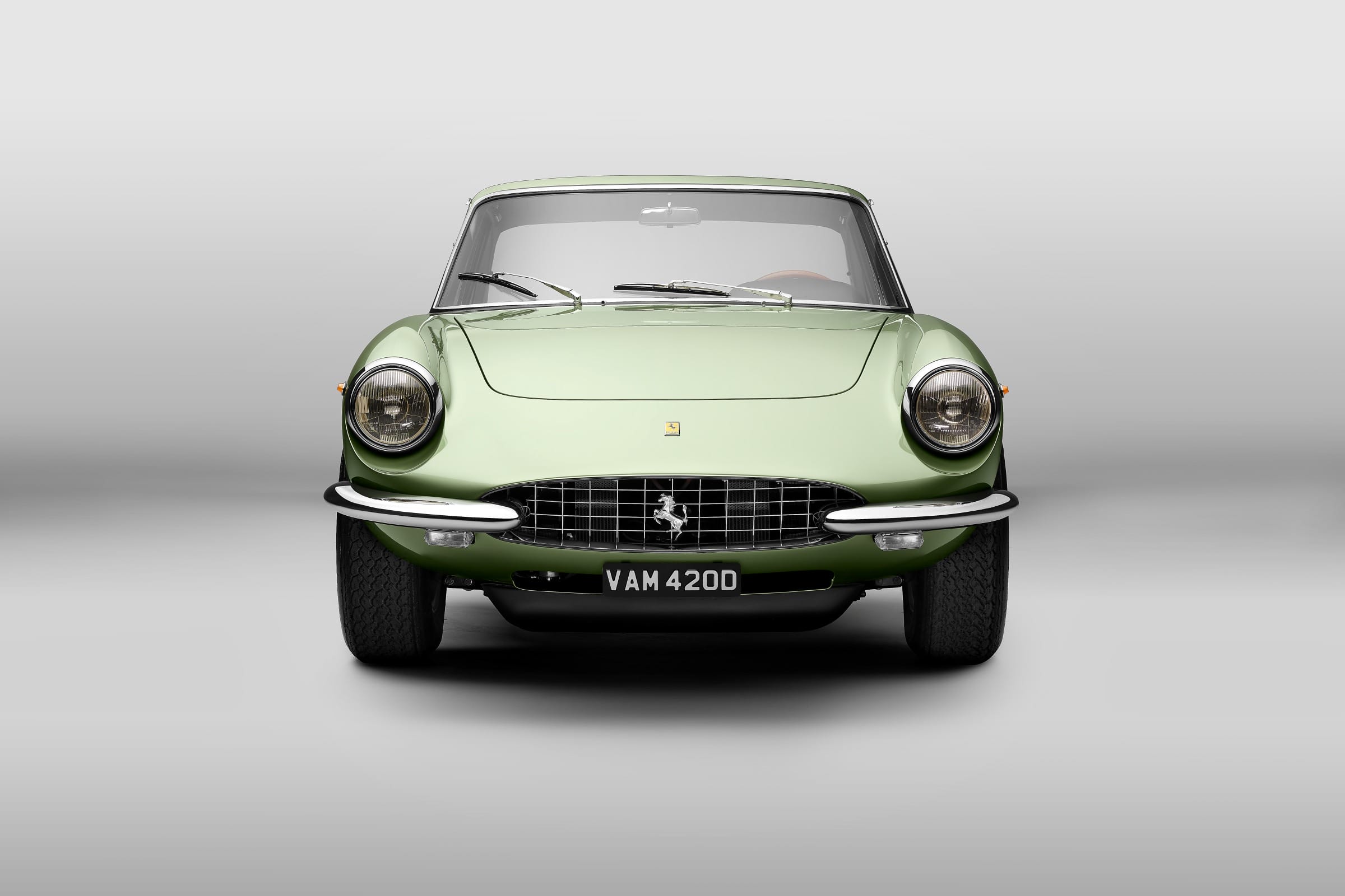 1966 BELL FERRARIv330 FRONT