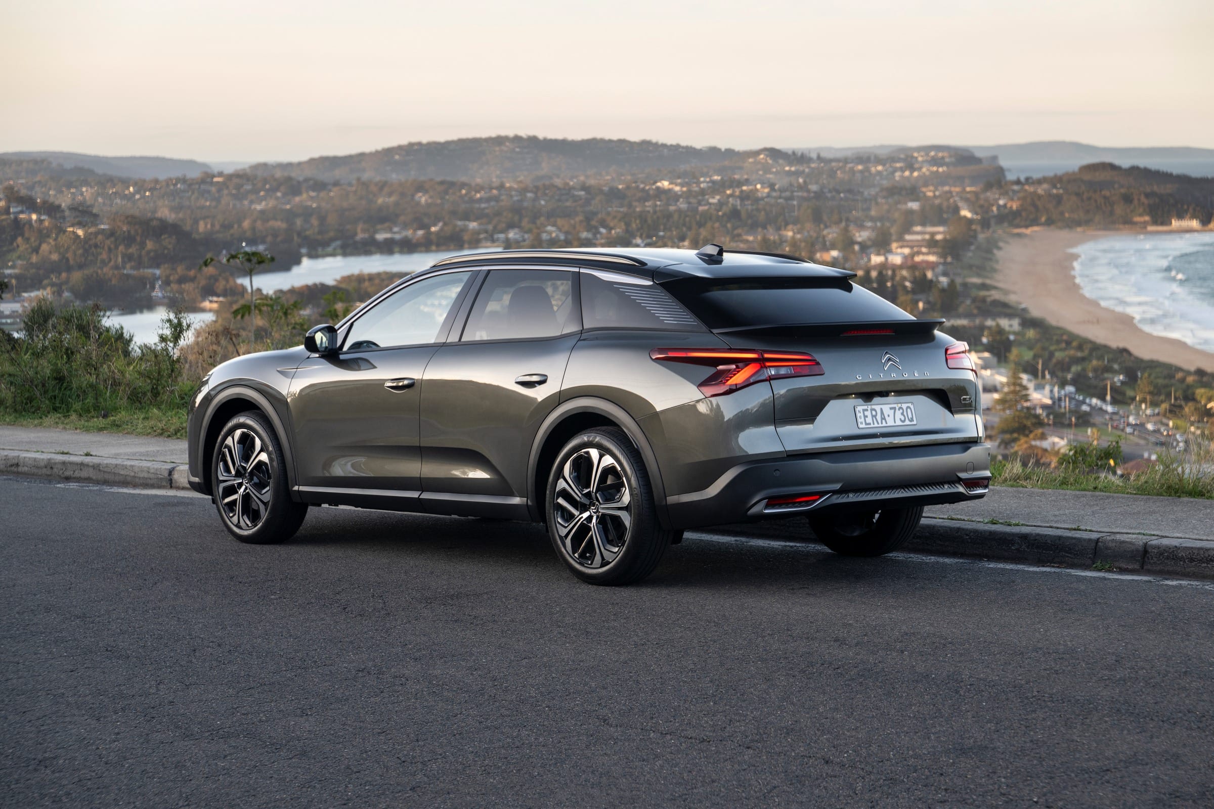 2022 Citroen C5 X. rear 