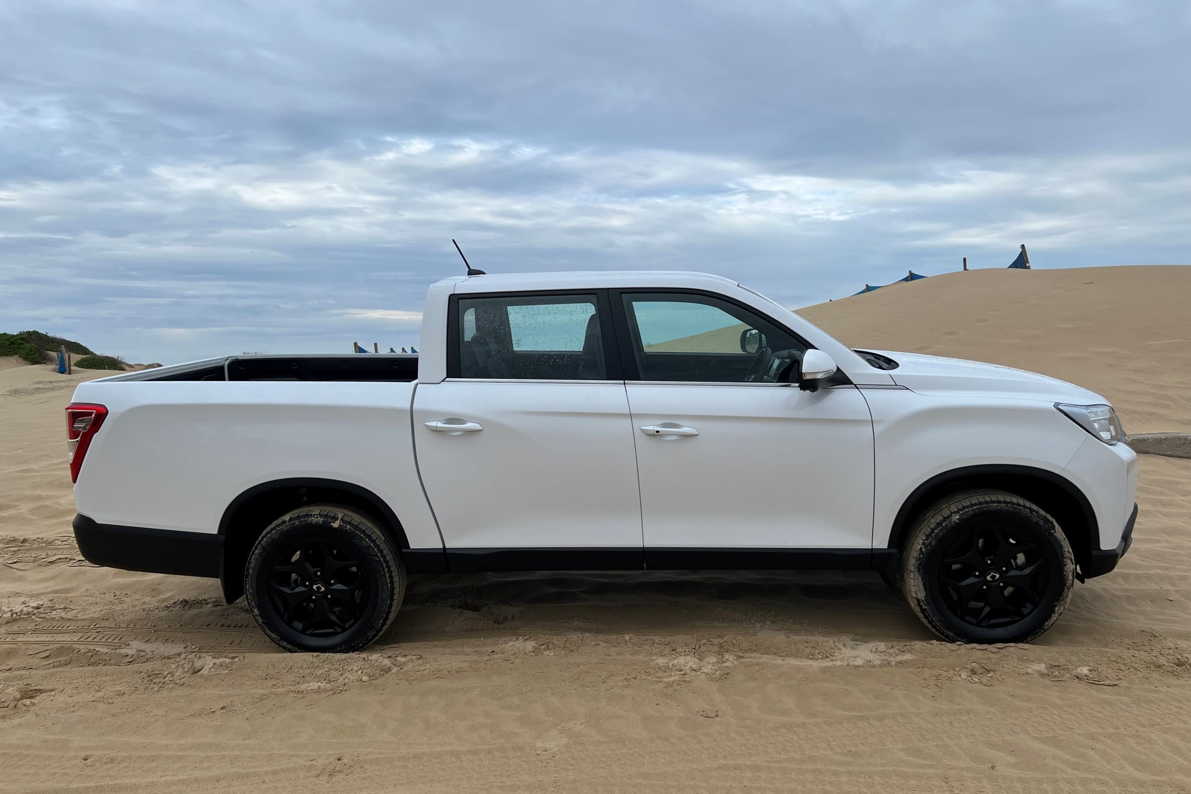 SsangYong Musso Ultimate XLV 2022 profile