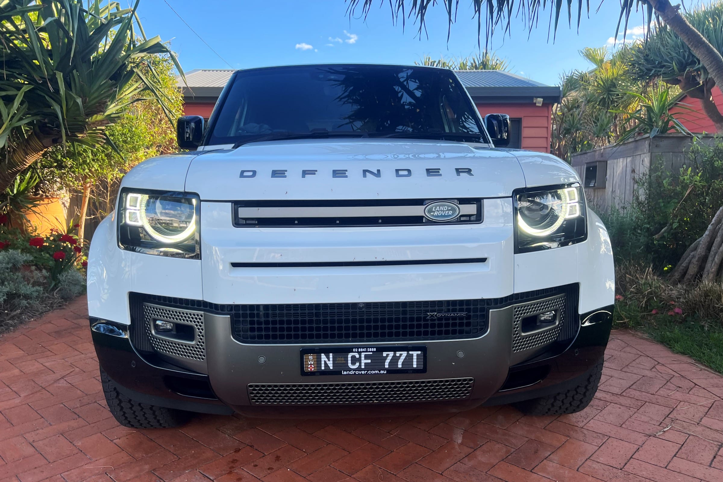 2022 LR Defender 110 X Dynamic HSE D300 front grill
