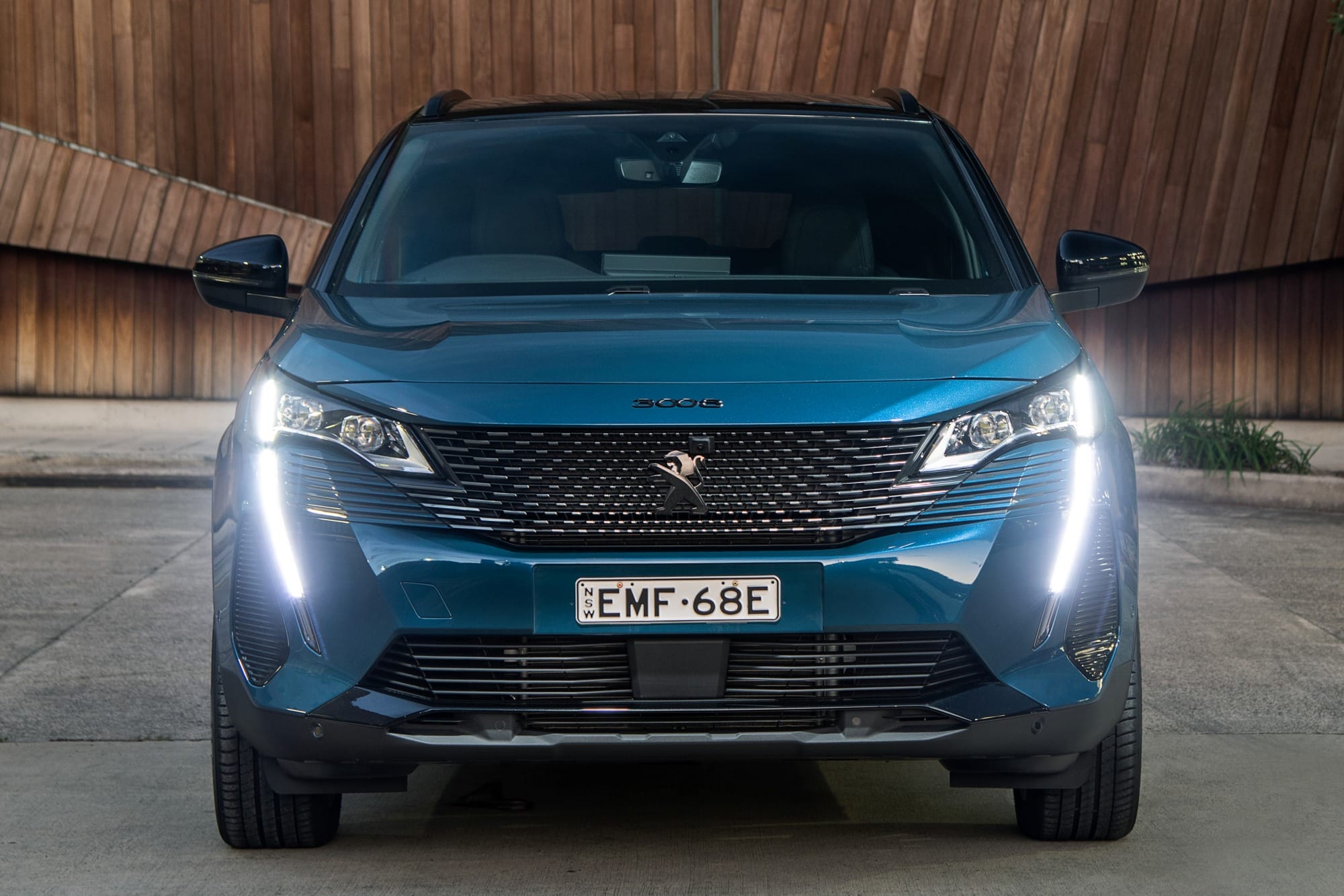 2022 Peugeot 3008 GT Sport front grill