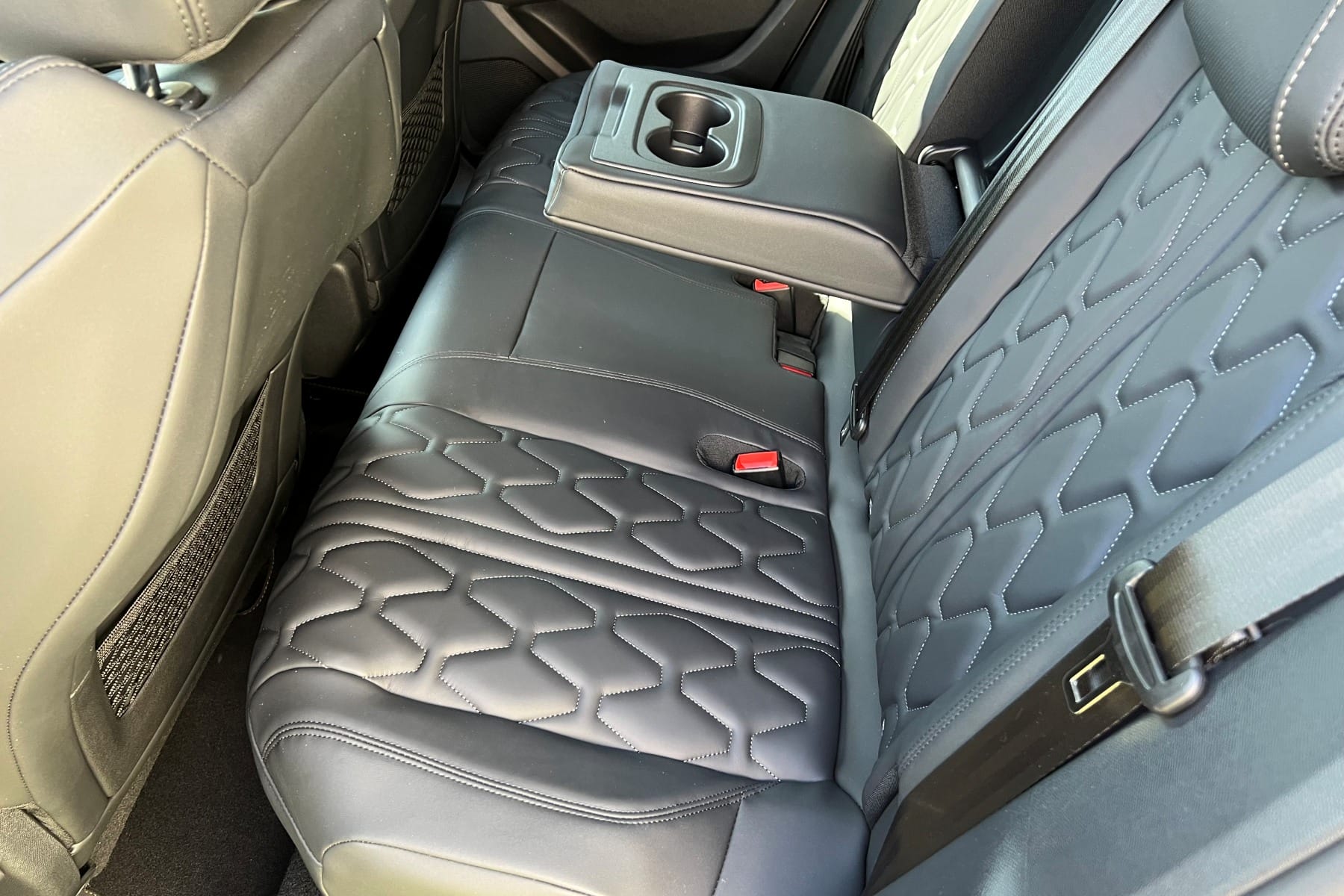 2022 Peugeot 3008 GT Sport rear seats