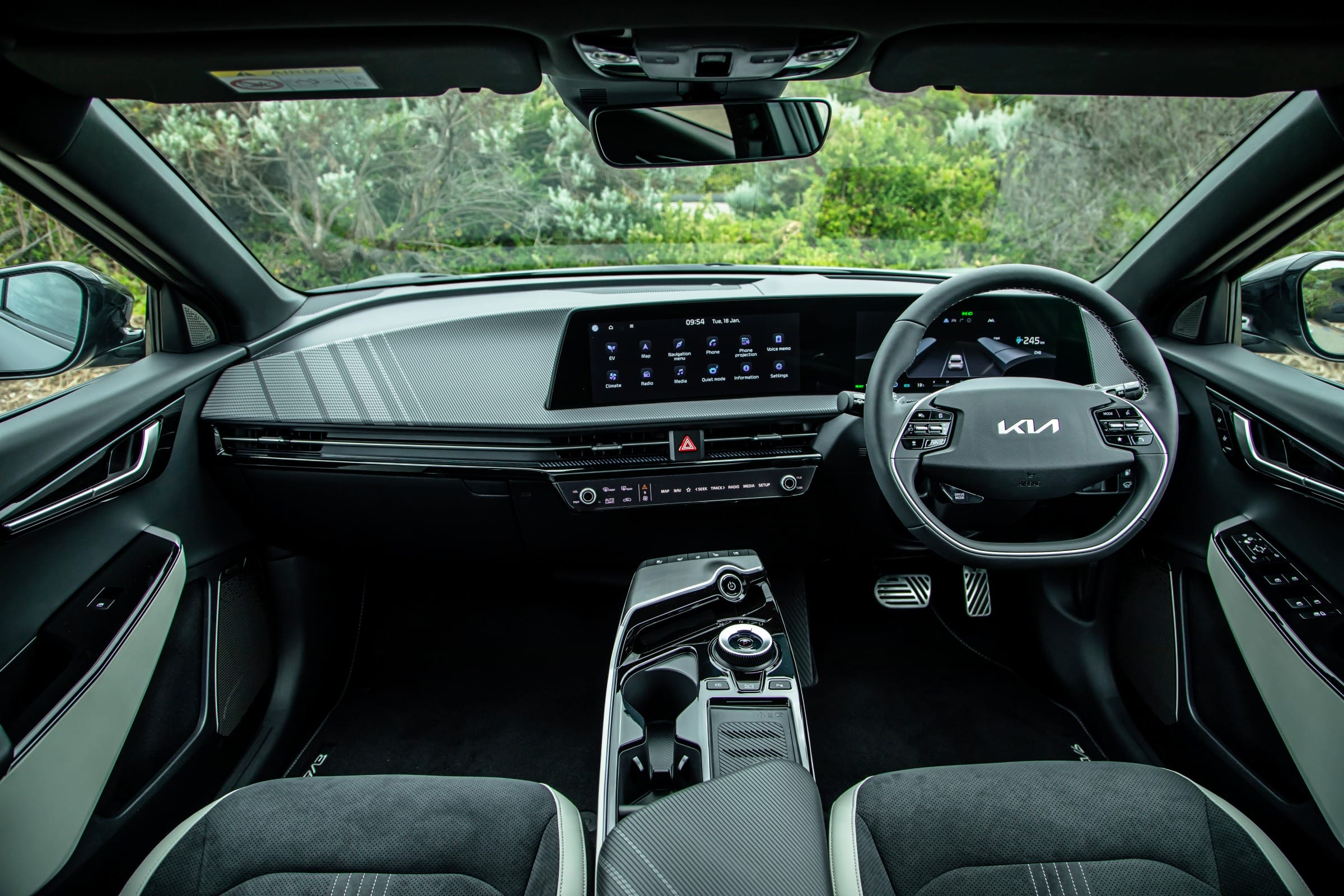 Kia EV6 GT Line AWD 2022 FRONT interior