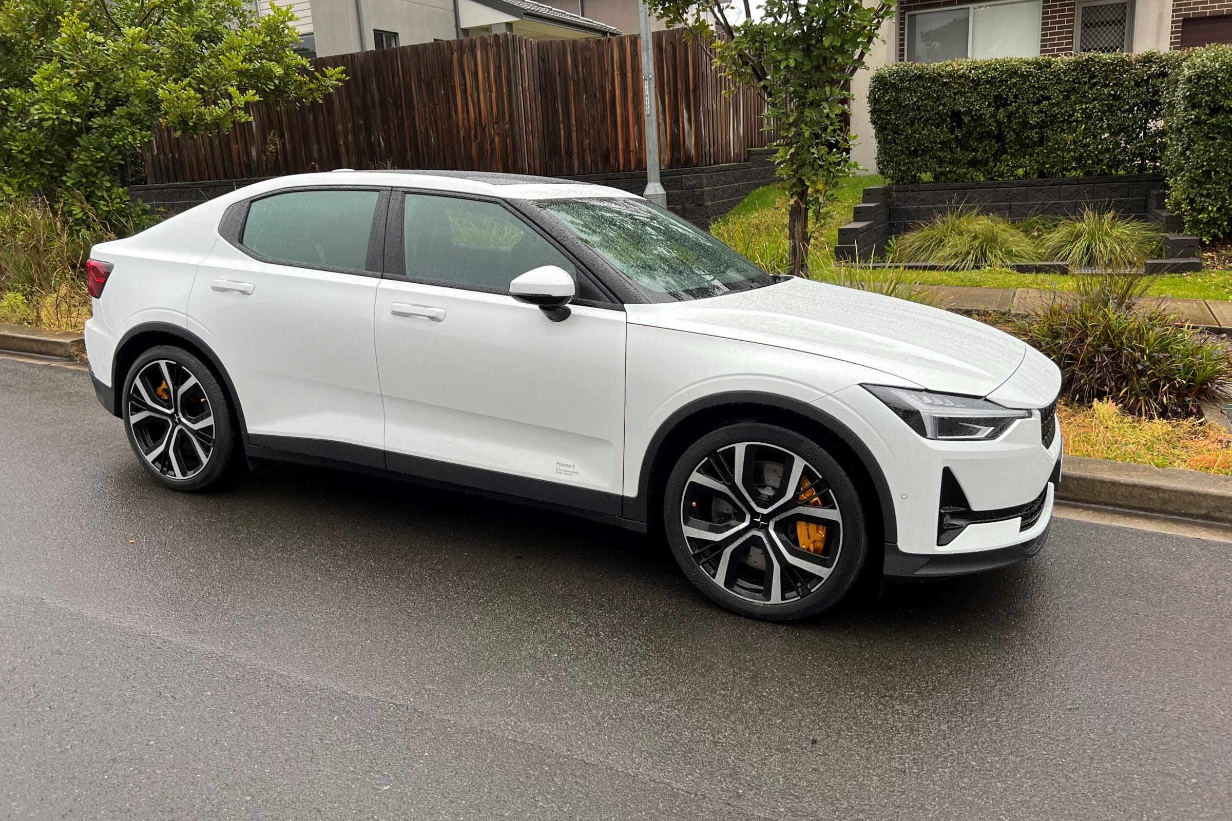 Polestar 2 Twin Motor front quarter exterior 2