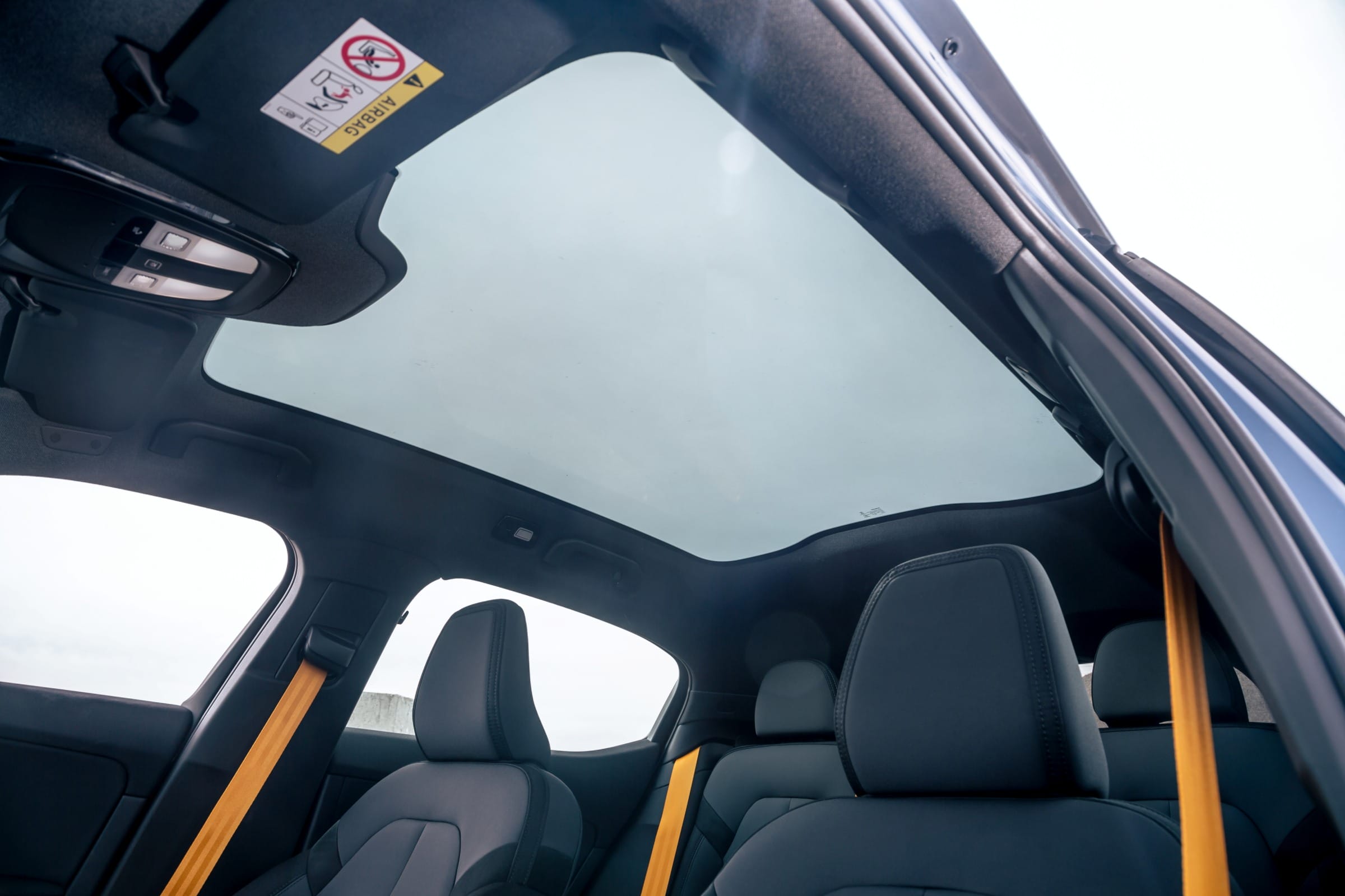 Polestar 2 Twin Motor sunroof