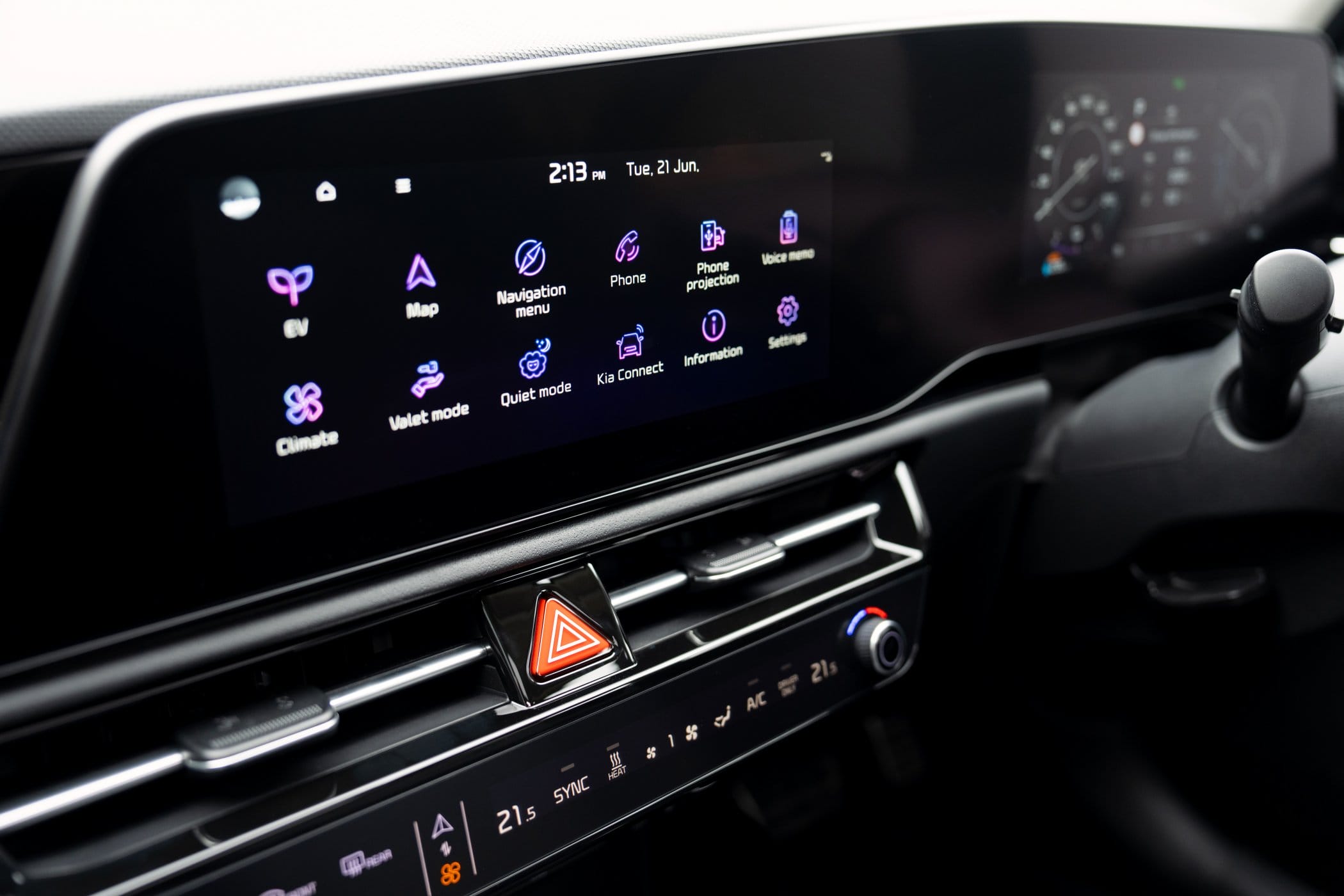 2022 Kia Niro EV GT-Line central screen