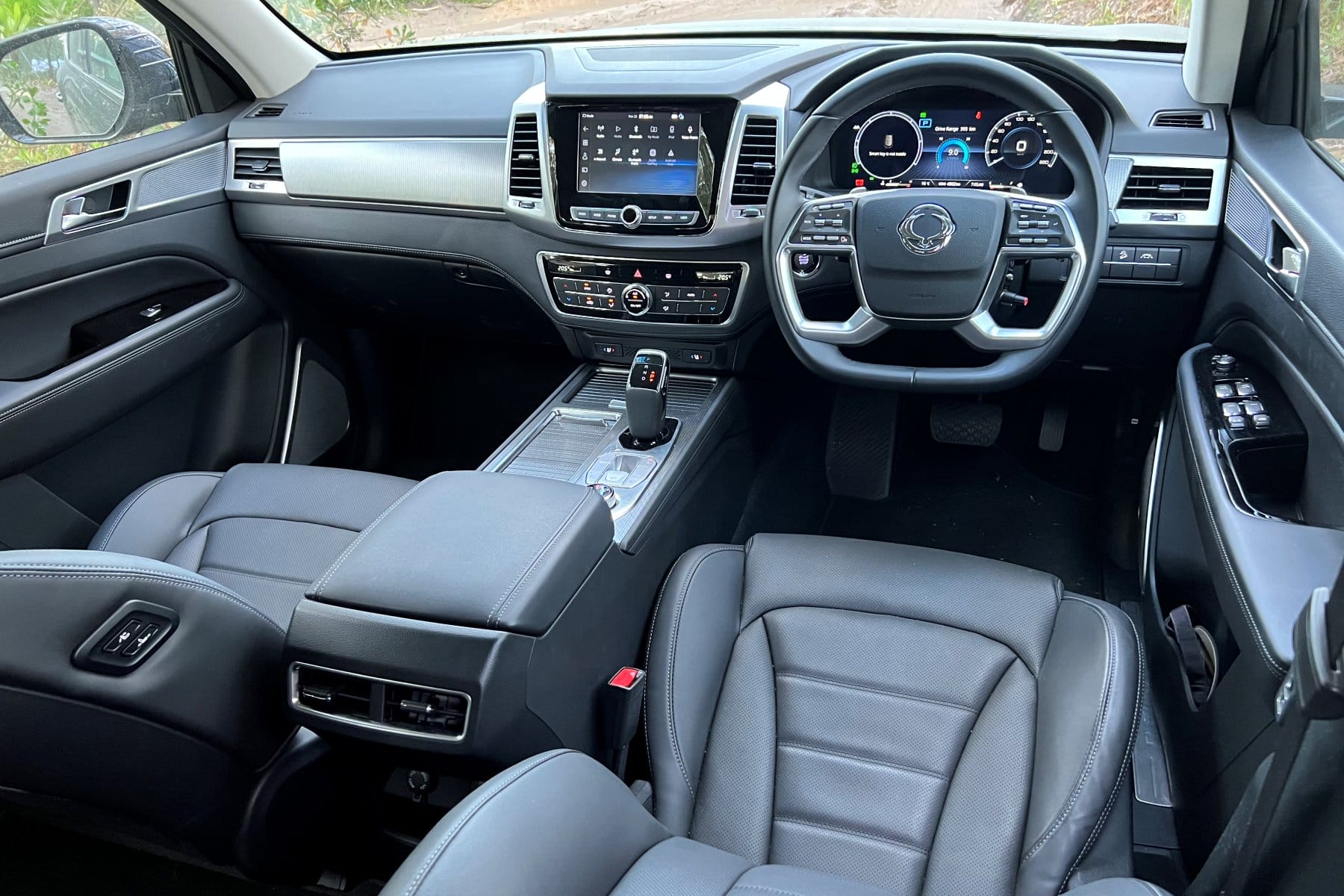 2022 SsangYong Rexton Ultimate 4WD interior front