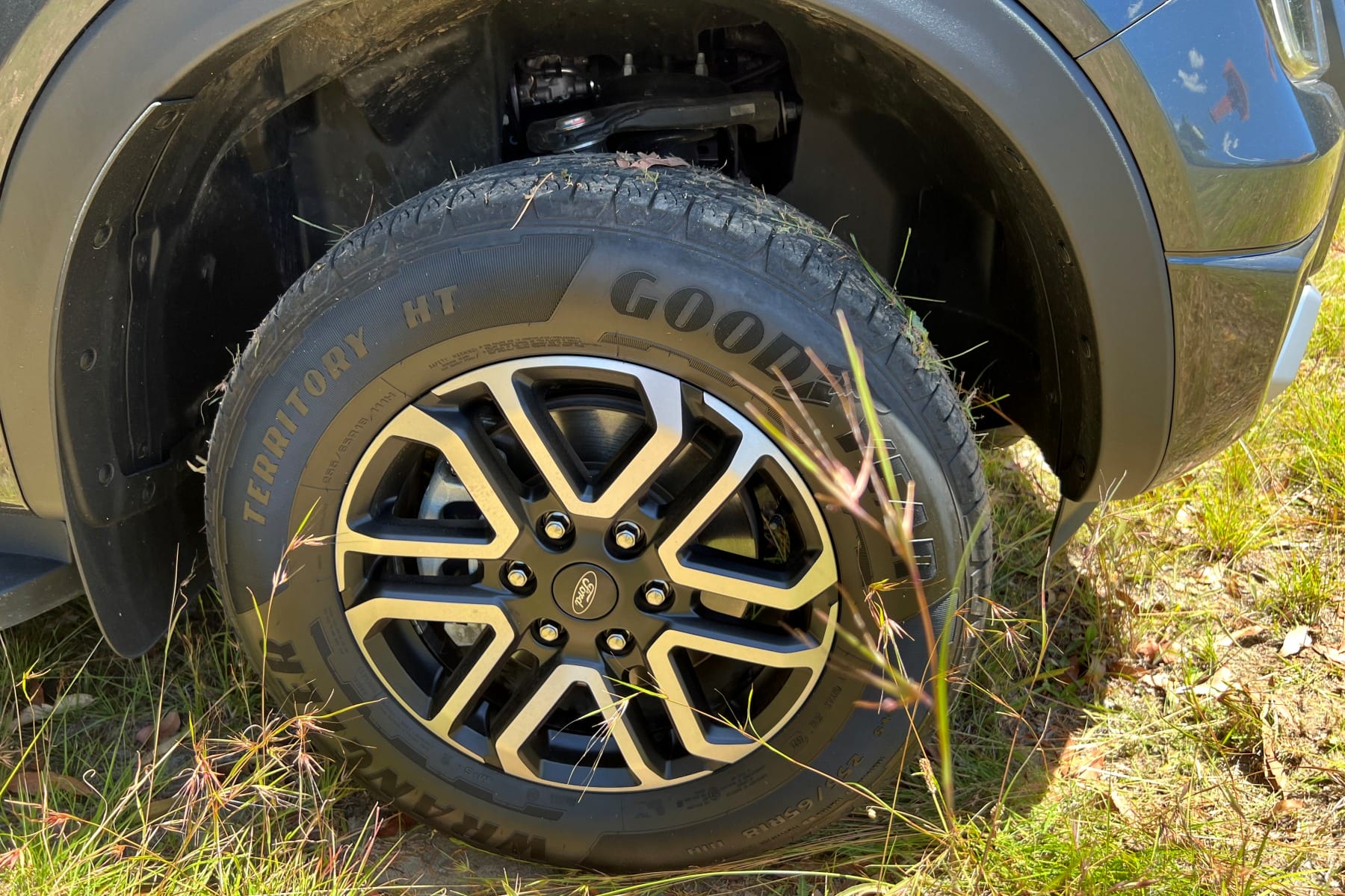 2023 Ford Ranger Sport wheels and tyres